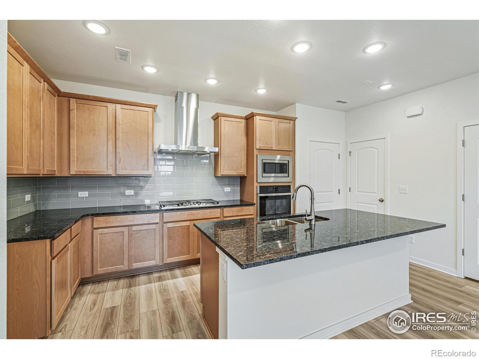 MLS Image #13 for 2732  eddystone way,loveland, Colorado