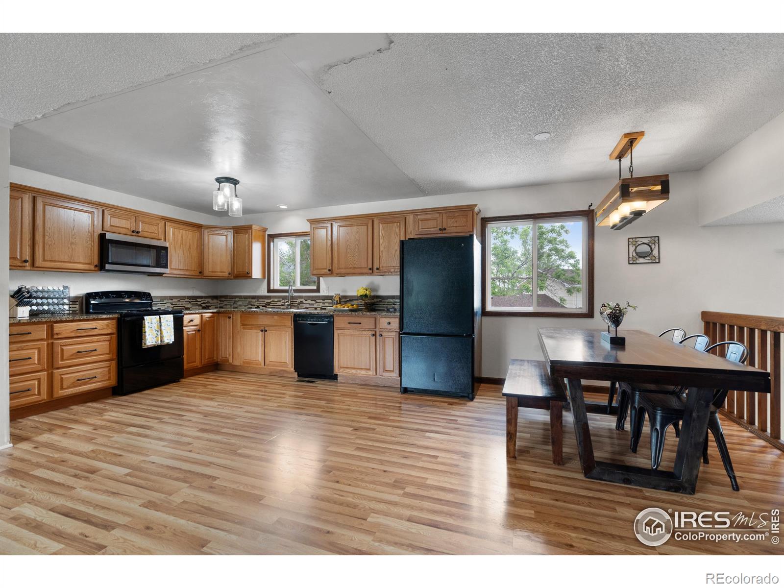 MLS Image #3 for 1442  41st avenue,greeley, Colorado