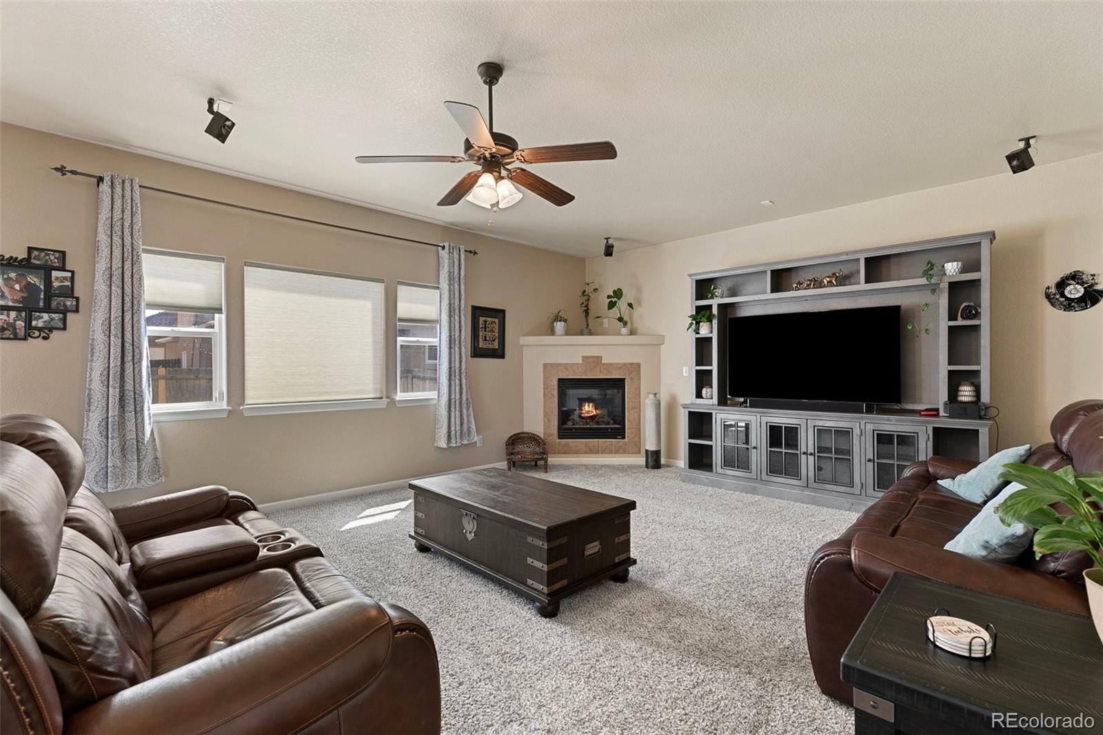 MLS Image #2 for 6806  alliance loop,colorado springs, Colorado