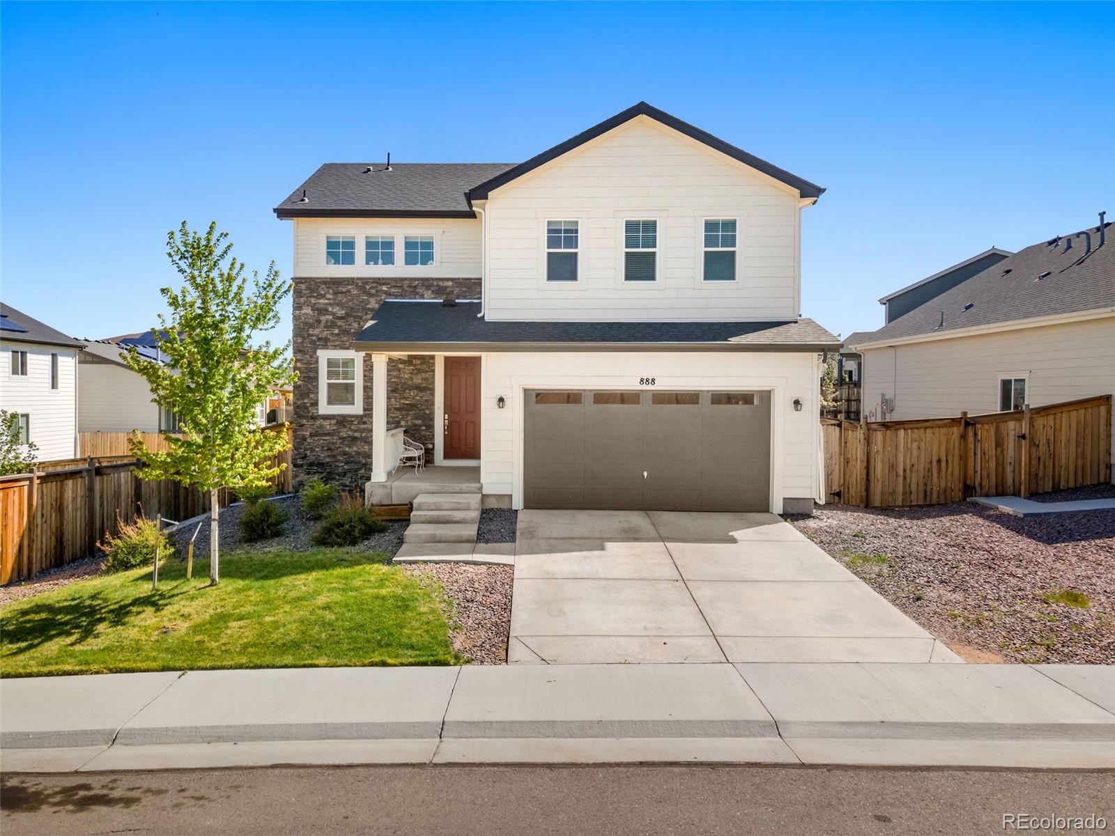 MLS Image #0 for 888 n undergrove way,aurora, Colorado