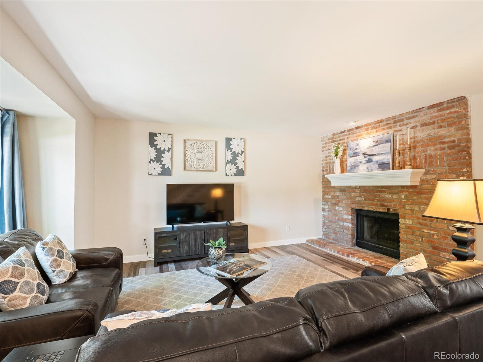 MLS Image #4 for 7704 s cove circle,centennial, Colorado