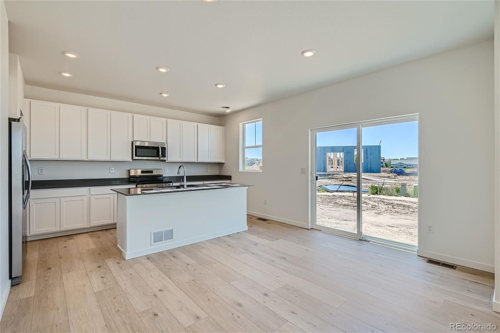 MLS Image #7 for 16674 e 109th place,commerce city, Colorado