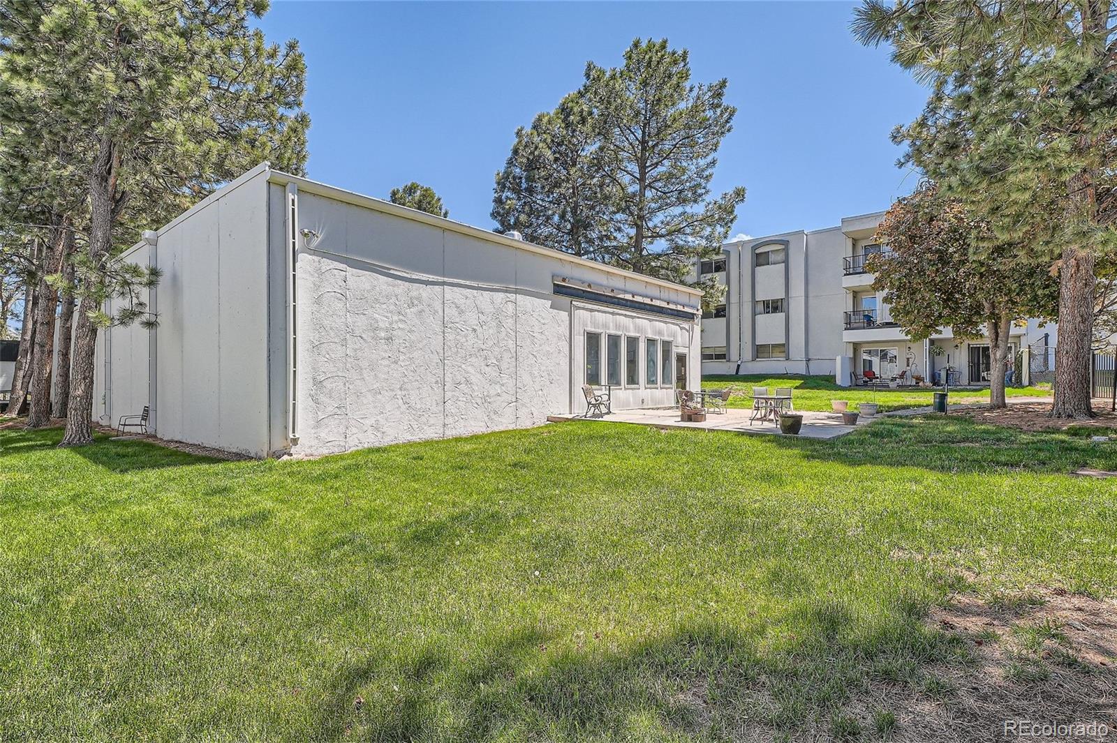 MLS Image #32 for 2325 s linden court,denver, Colorado