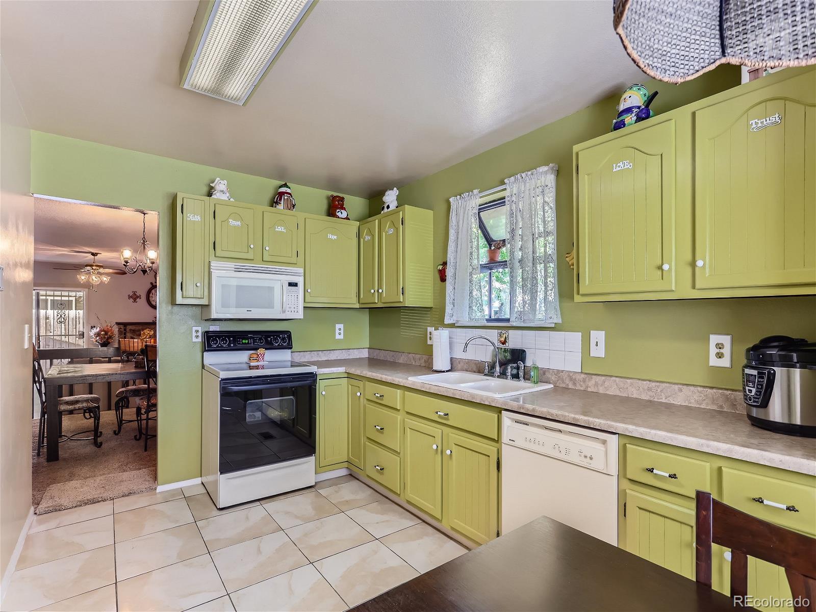 MLS Image #11 for 14160 e gunnison place,aurora, Colorado