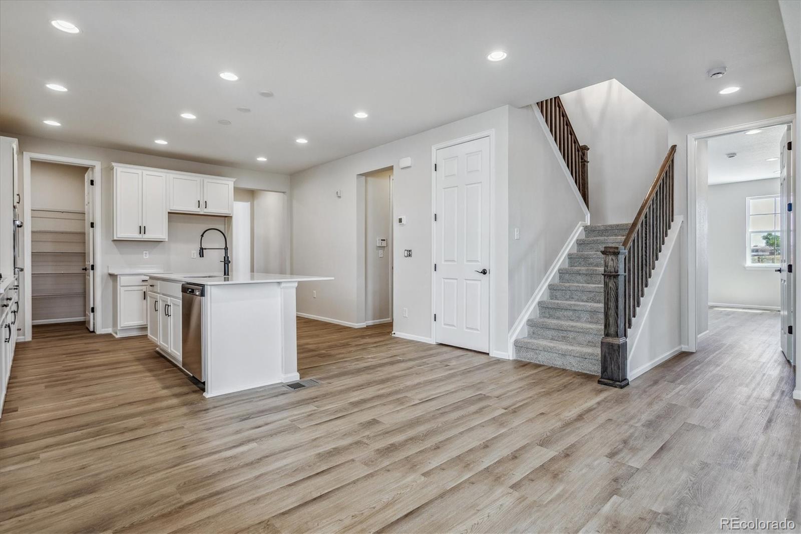 MLS Image #8 for 8062  cokedale circle,littleton, Colorado