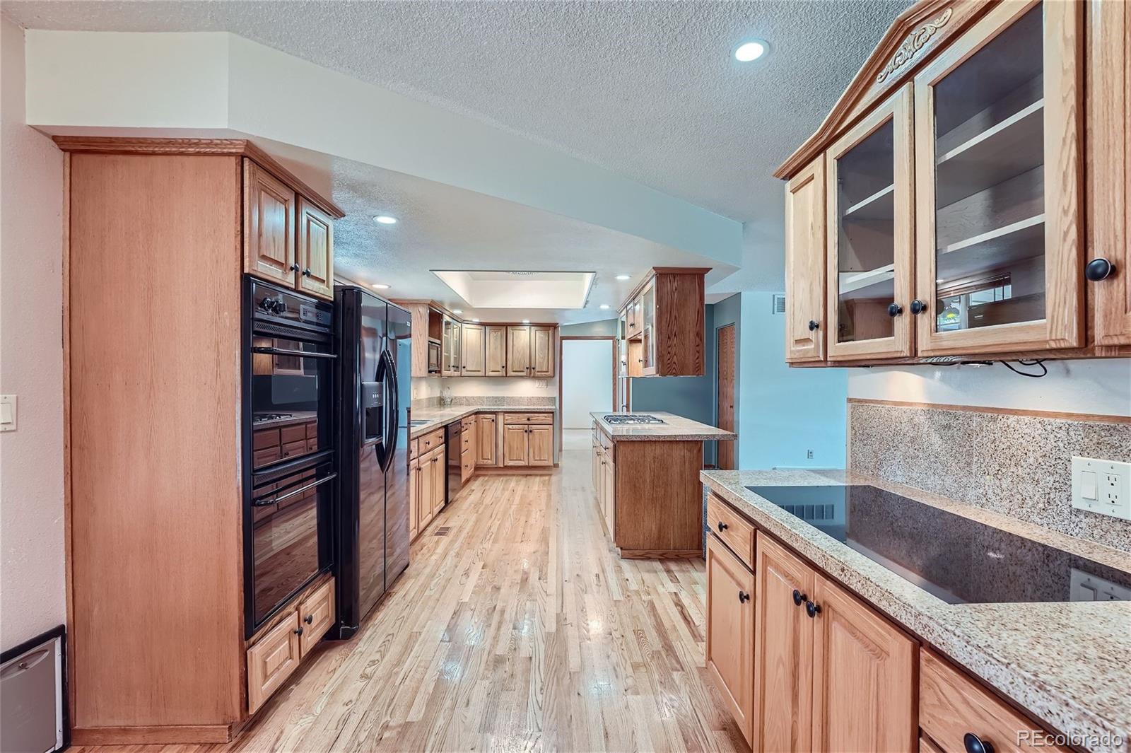 MLS Image #14 for 684 s cody street,lakewood, Colorado