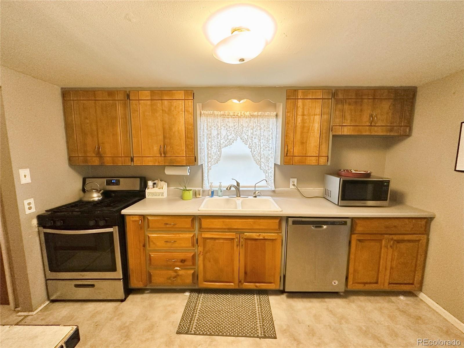 MLS Image #11 for 1308  immel street,limon, Colorado