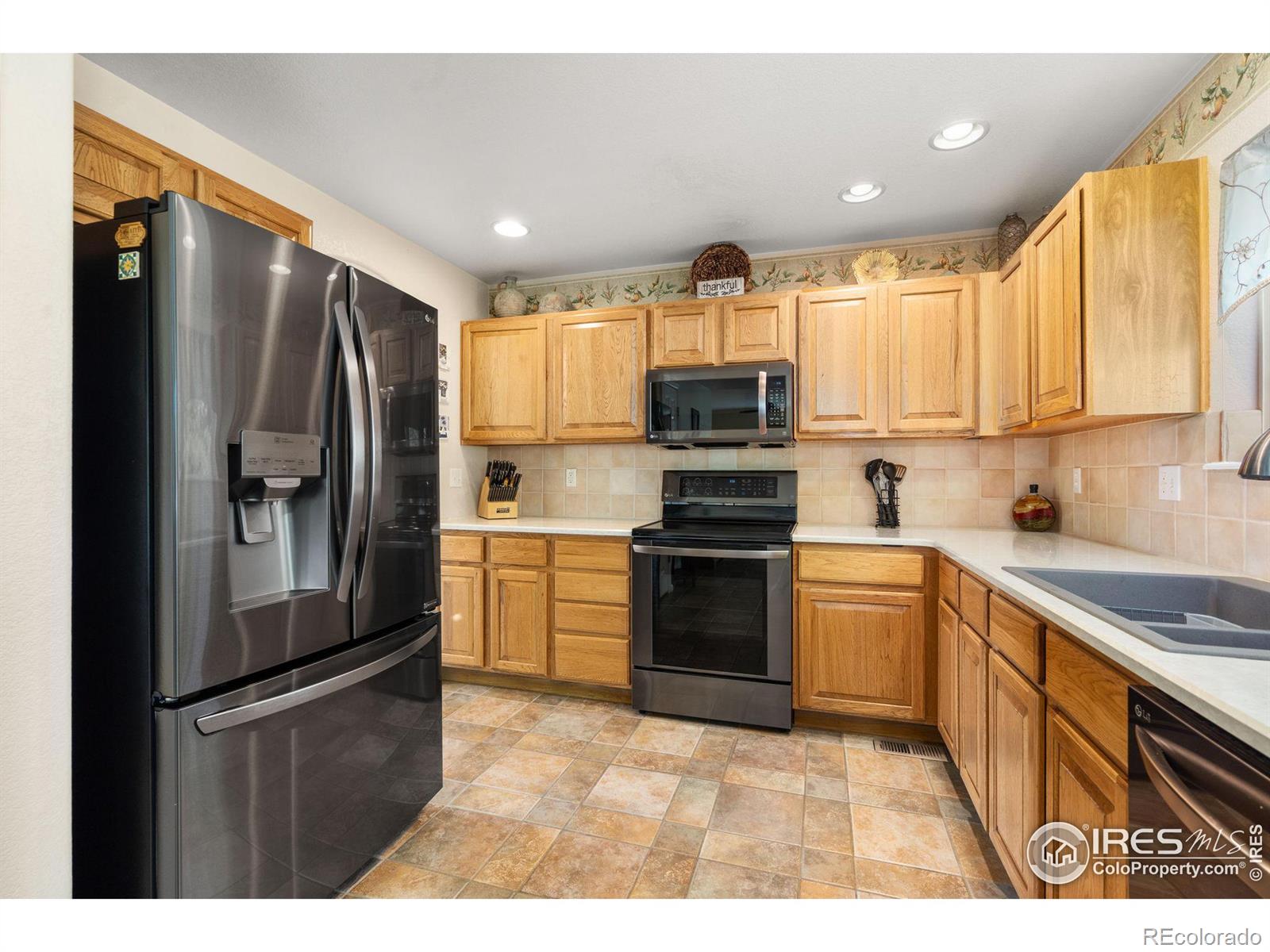 MLS Image #16 for 10150  eastview street,firestone, Colorado