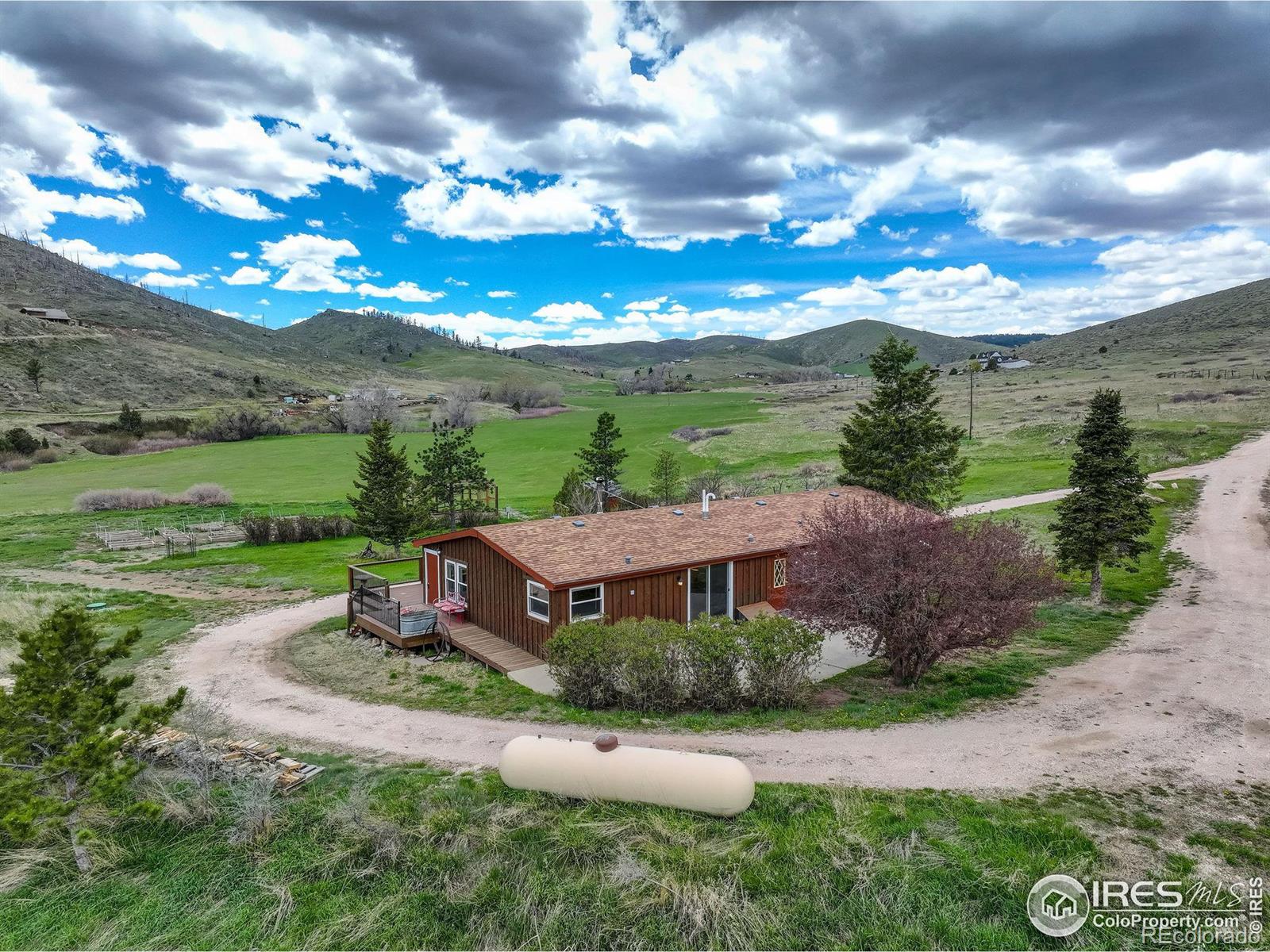 MLS Image #21 for 986  deer meadow way,livermore, Colorado