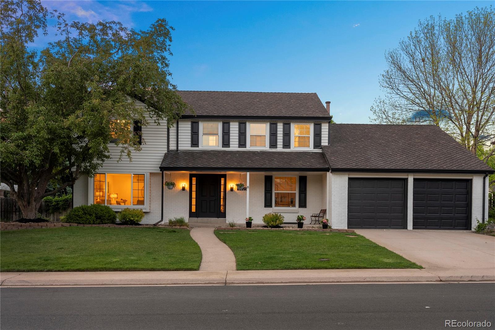 CMA Image for 8325 E Hinsdale Avenue,Centennial, Colorado