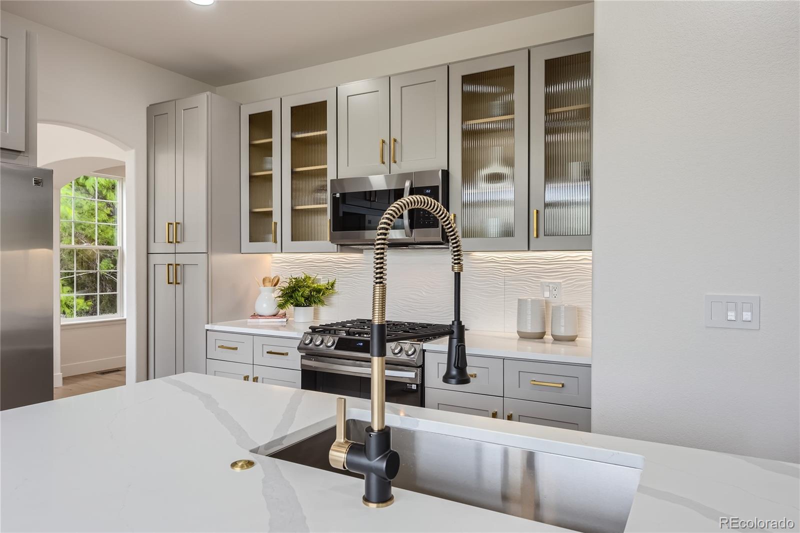 MLS Image #8 for 7421 s crescent court,littleton, Colorado