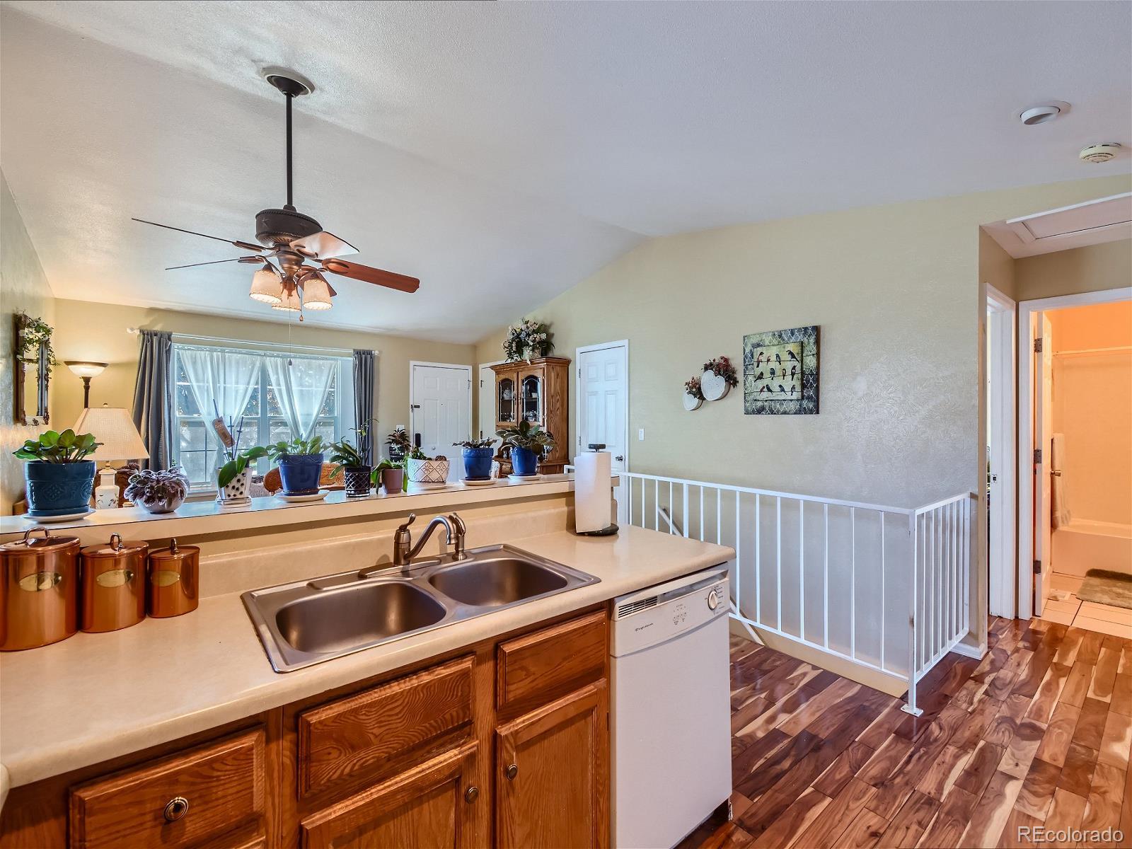 MLS Image #10 for 4213 s gibralter street,aurora, Colorado