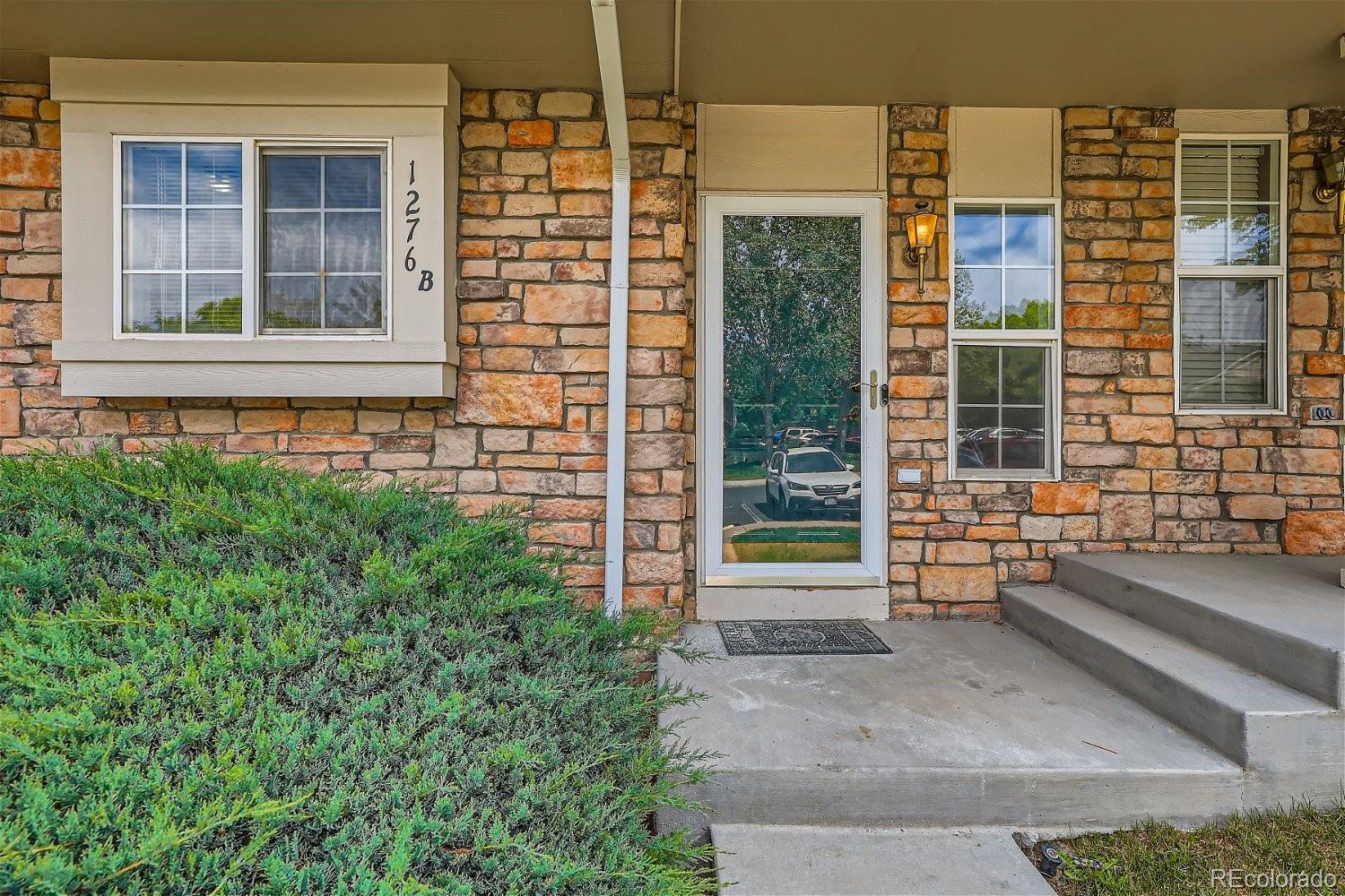 MLS Image #1 for 1276 s zeno circle b,aurora, Colorado