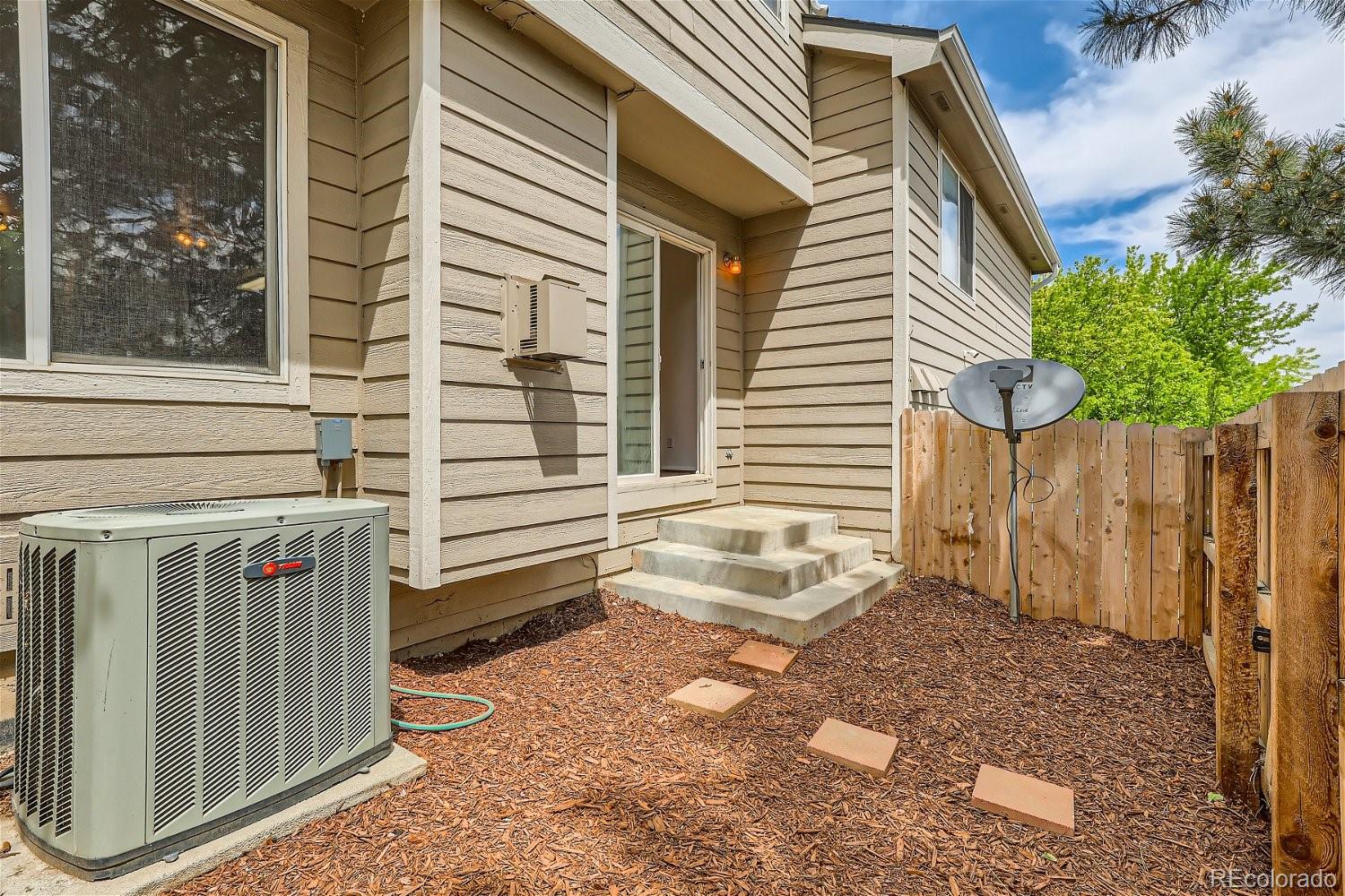 MLS Image #19 for 1276 s zeno circle b,aurora, Colorado