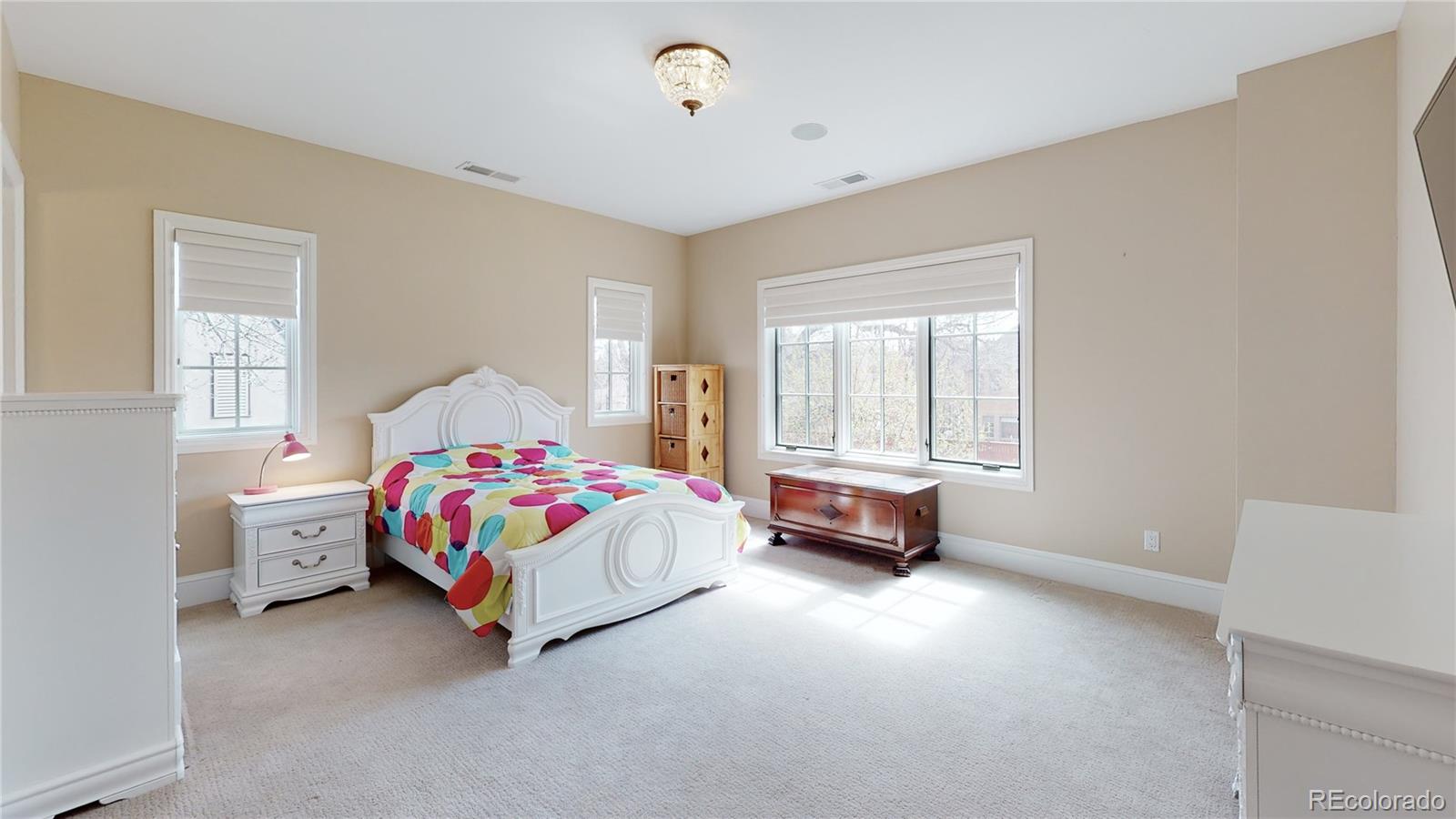 MLS Image #25 for 865 s cove way,denver, Colorado