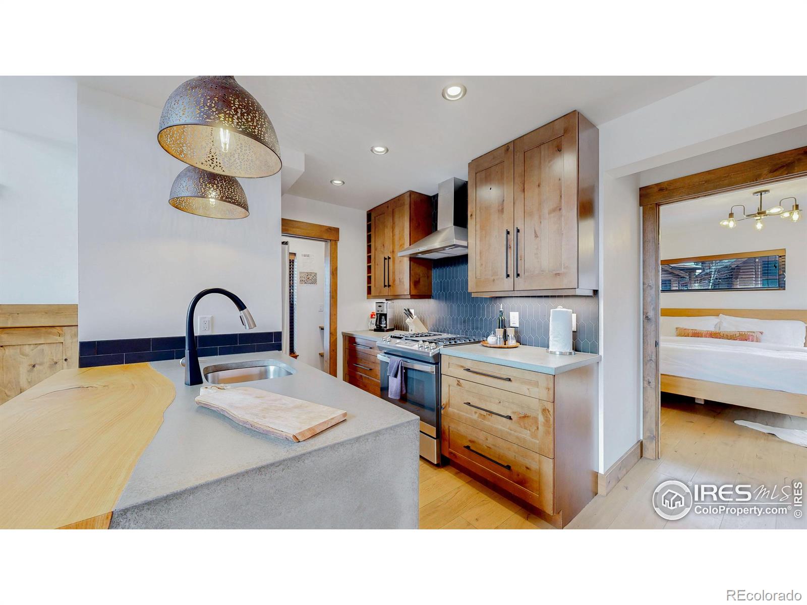 MLS Image #11 for 1718  theater way,estes park, Colorado