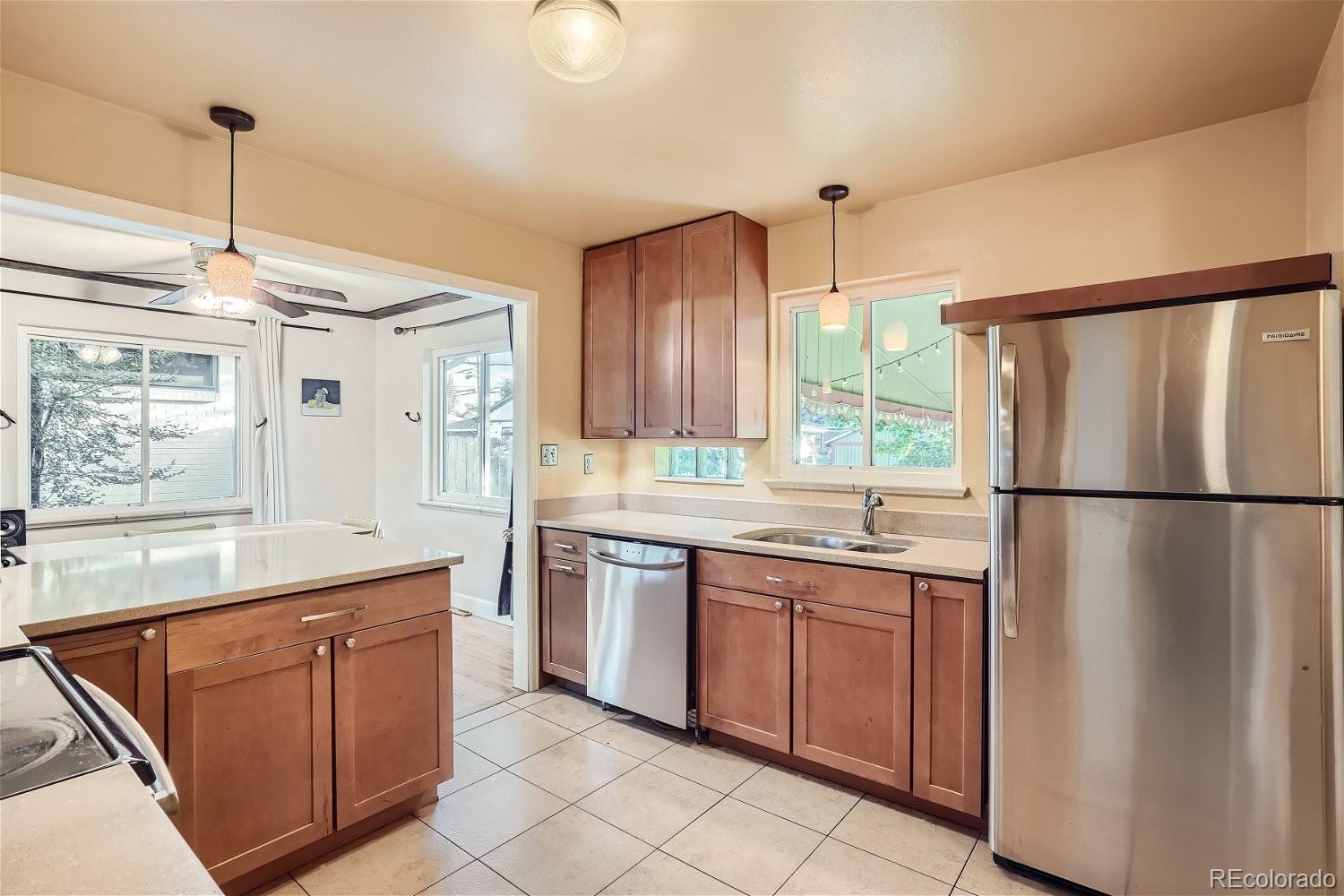 MLS Image #15 for 2285  iola street,aurora, Colorado