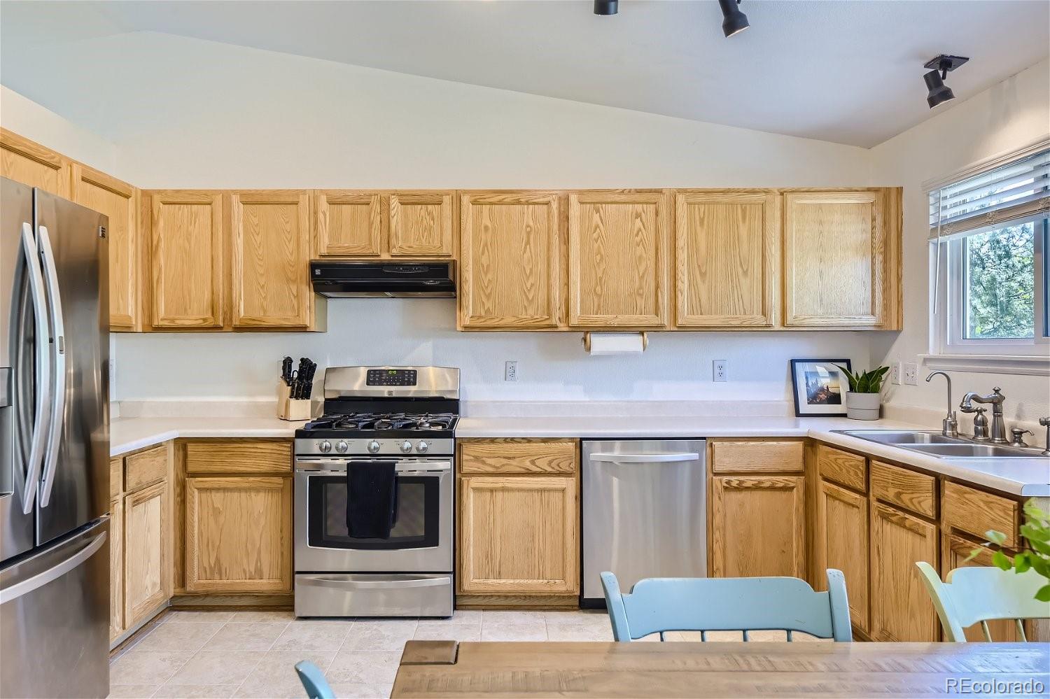 MLS Image #14 for 9744  castle ridge circle,highlands ranch, Colorado