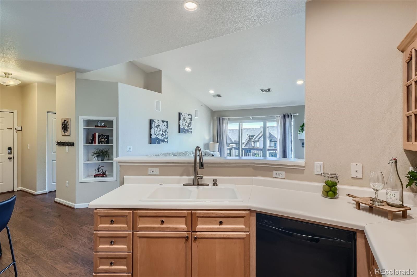 MLS Image #7 for 7479 s alkire street 301,littleton, Colorado