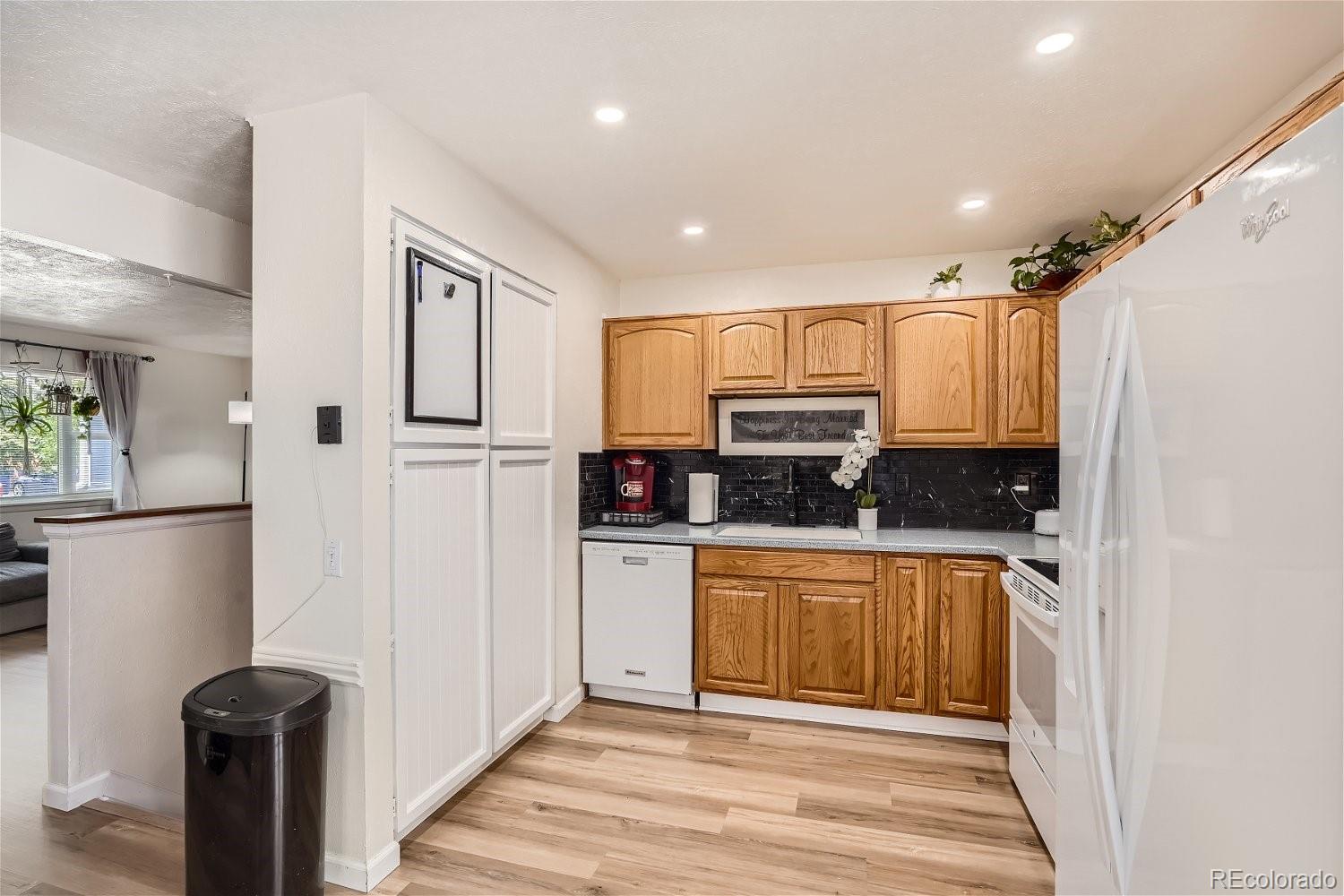 MLS Image #8 for 8746 w 86th drive,arvada, Colorado