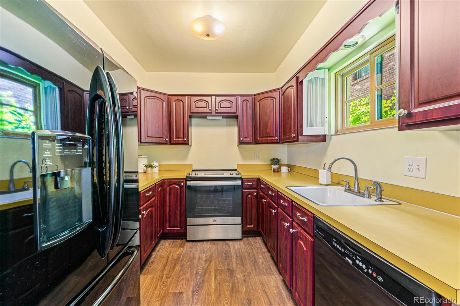 MLS Image #7 for 129 s franklin street,denver, Colorado