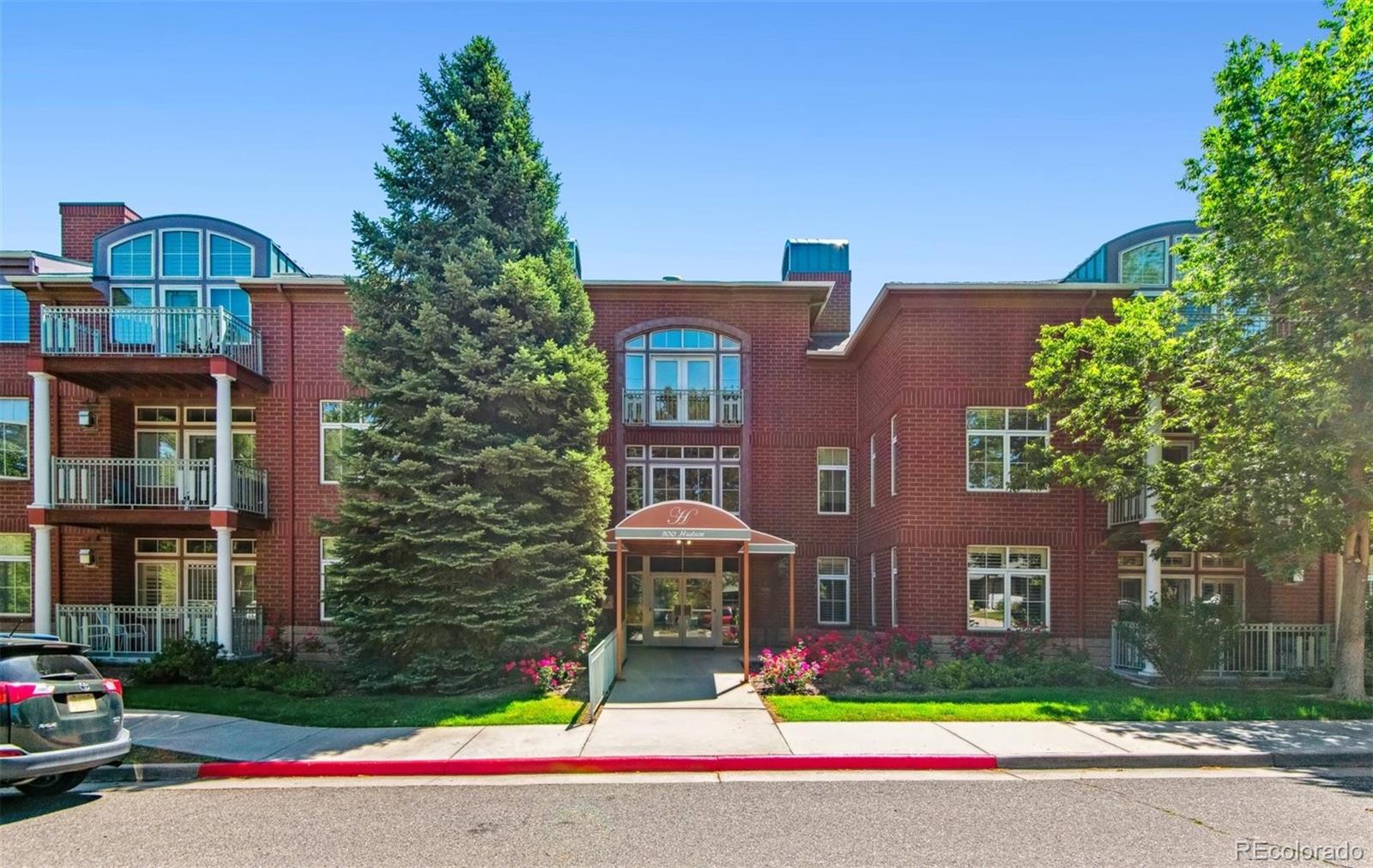 MLS Image #2 for 300  hudson street,denver, Colorado