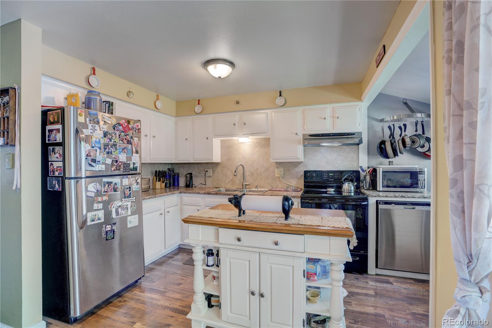 MLS Image #12 for 717  mount evans street,longmont, Colorado