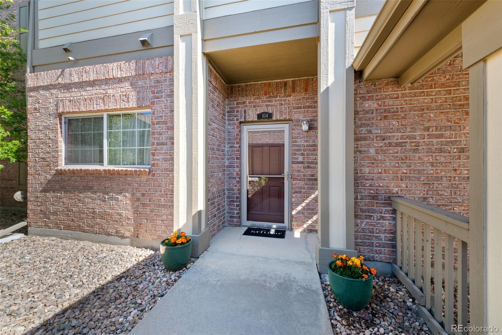 MLS Image #3 for 23306 e 5th place,aurora, Colorado