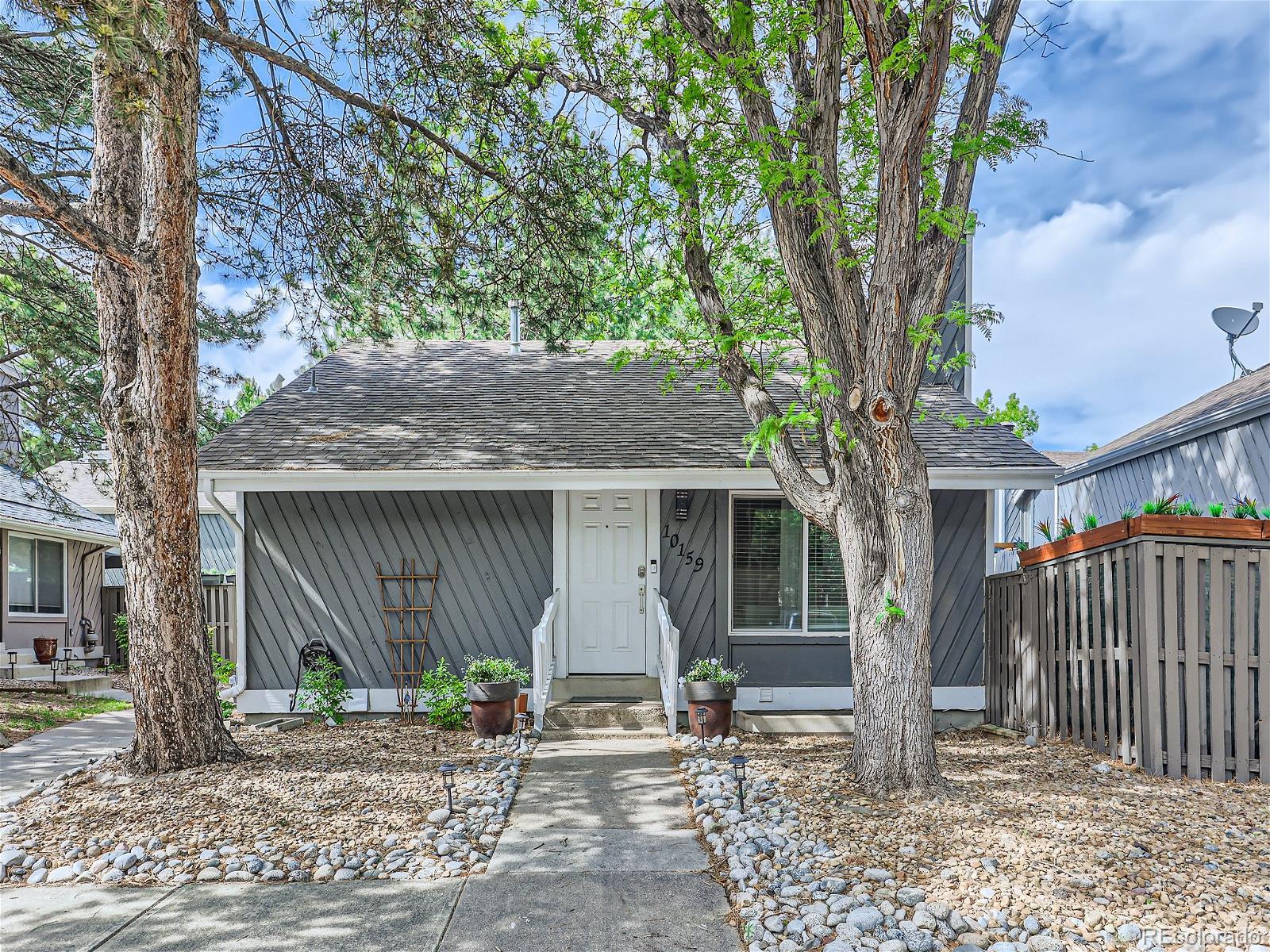 MLS Image #0 for 10159 e peakview avenue,englewood, Colorado