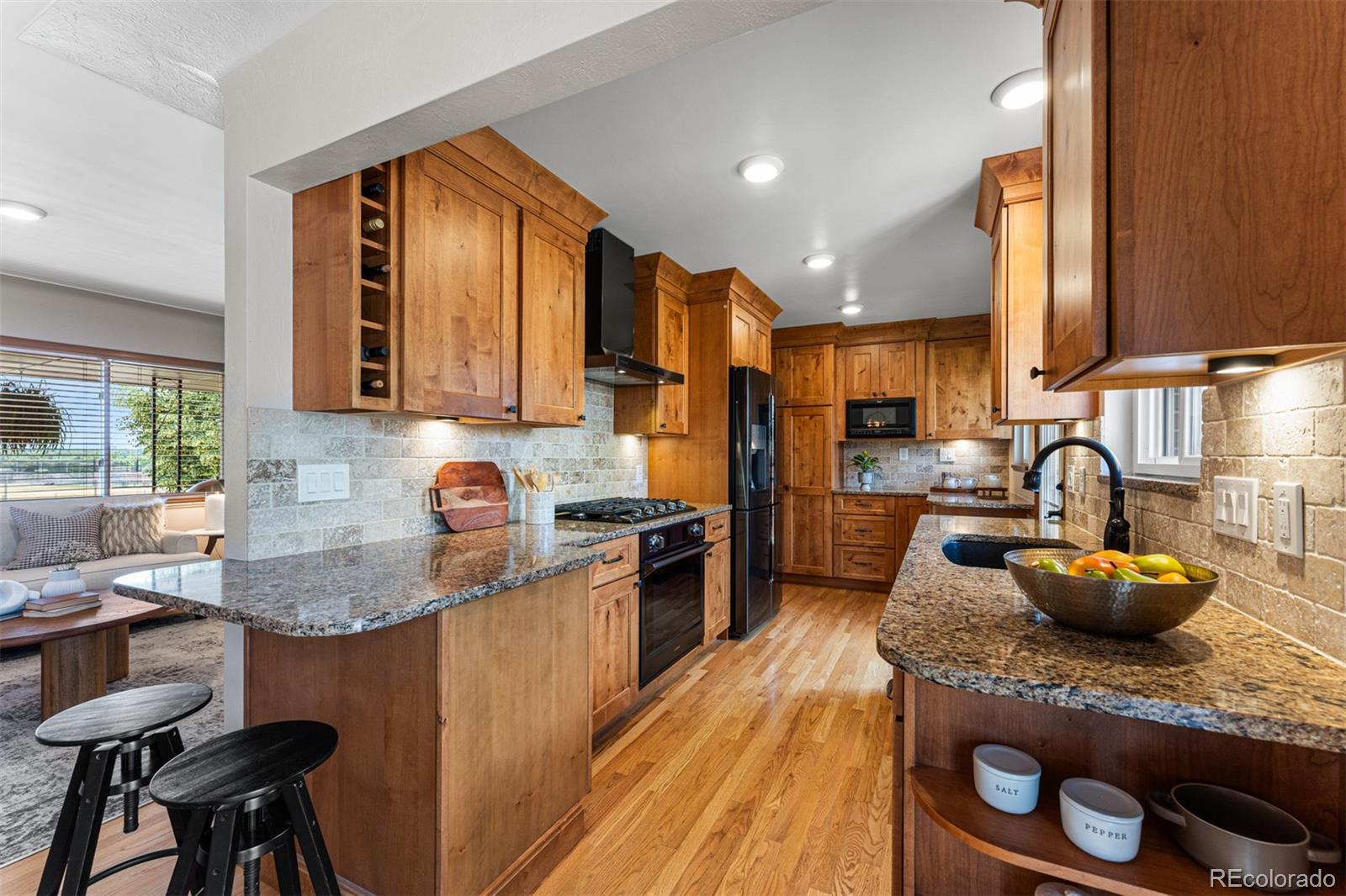 MLS Image #11 for 495 s leyden street,denver, Colorado