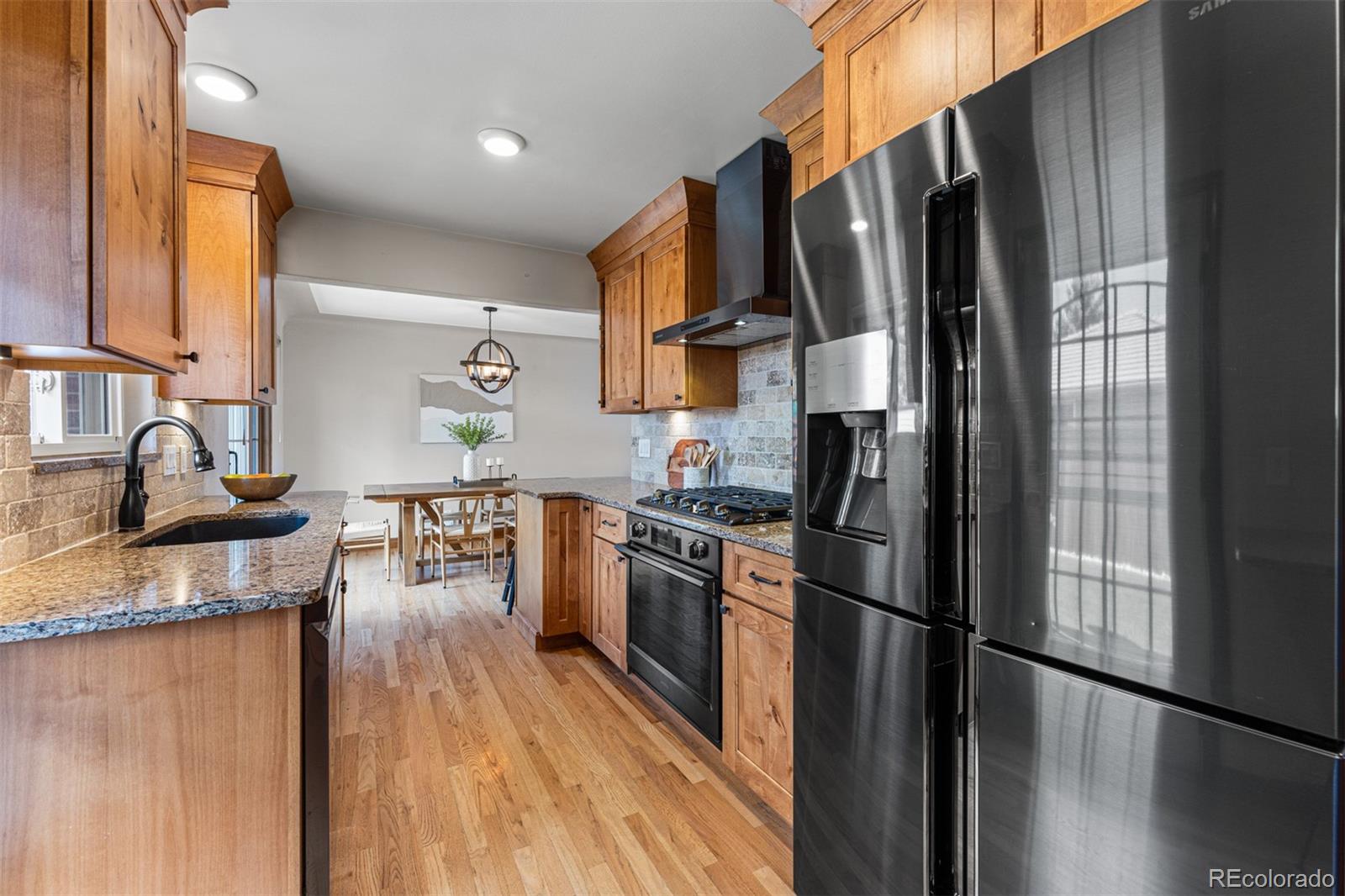 MLS Image #13 for 495 s leyden street,denver, Colorado