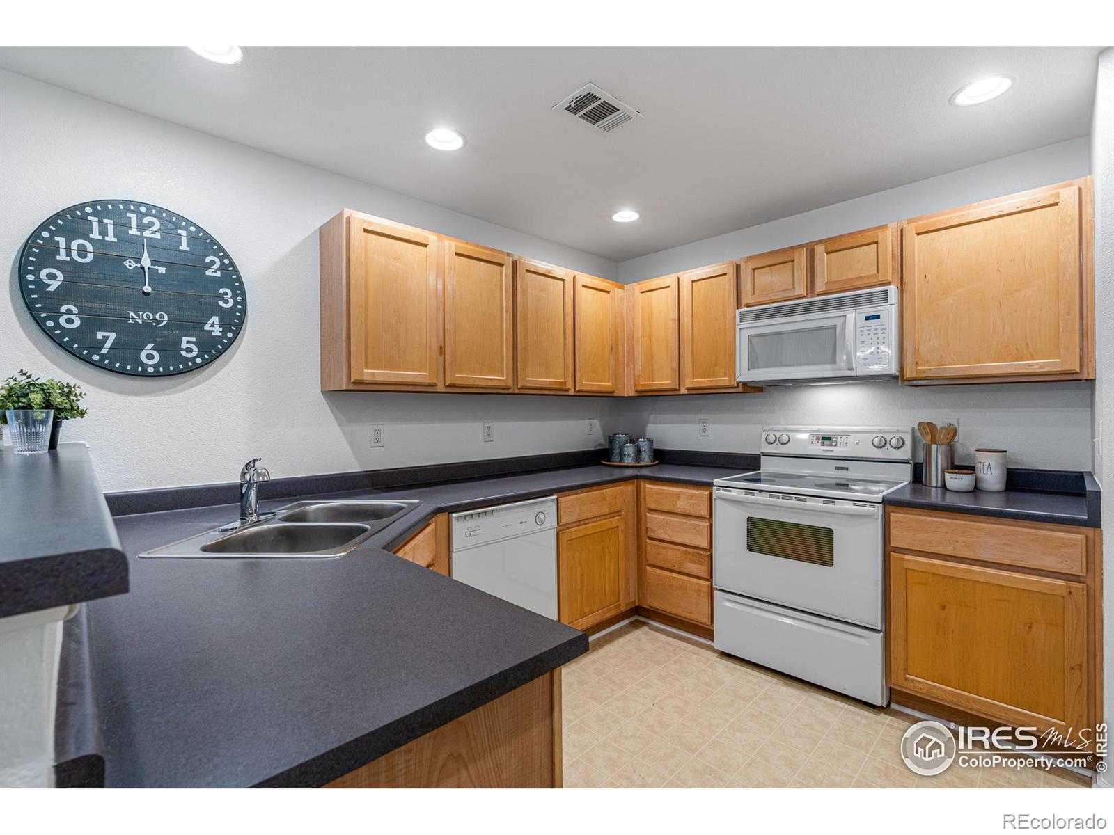 MLS Image #10 for 1703  whitehall drive,longmont, Colorado