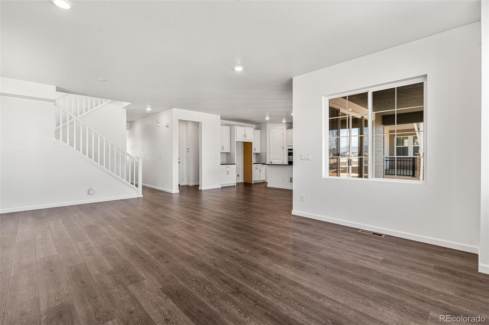 MLS Image #4 for 8942  whiteclover street,littleton, Colorado