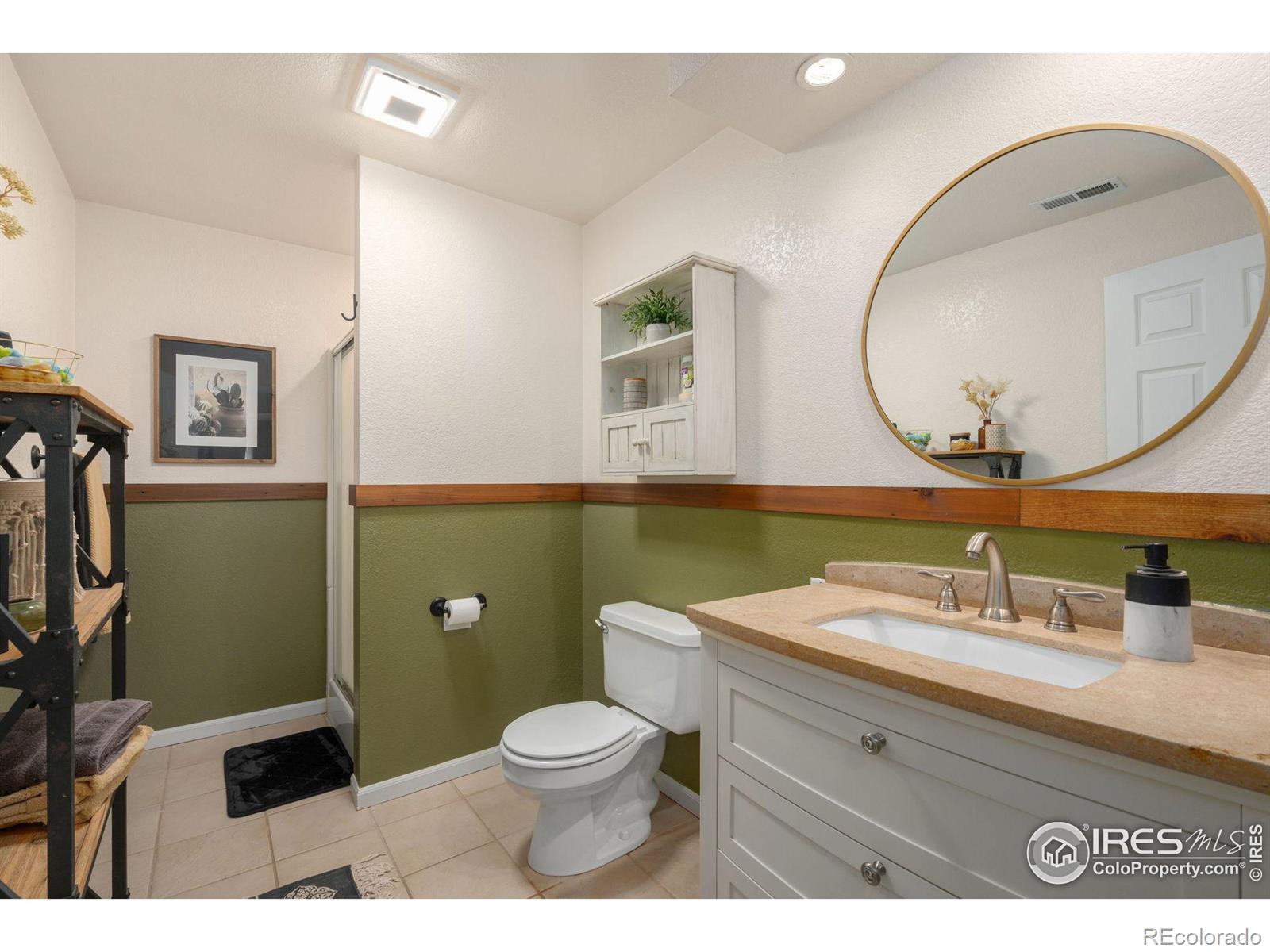 MLS Image #17 for 301 n 49th avenue,greeley, Colorado