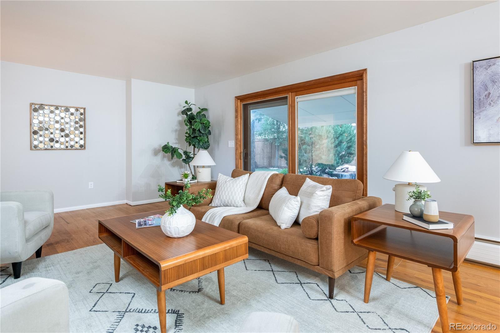 MLS Image #10 for 2290 e columbia place,denver, Colorado