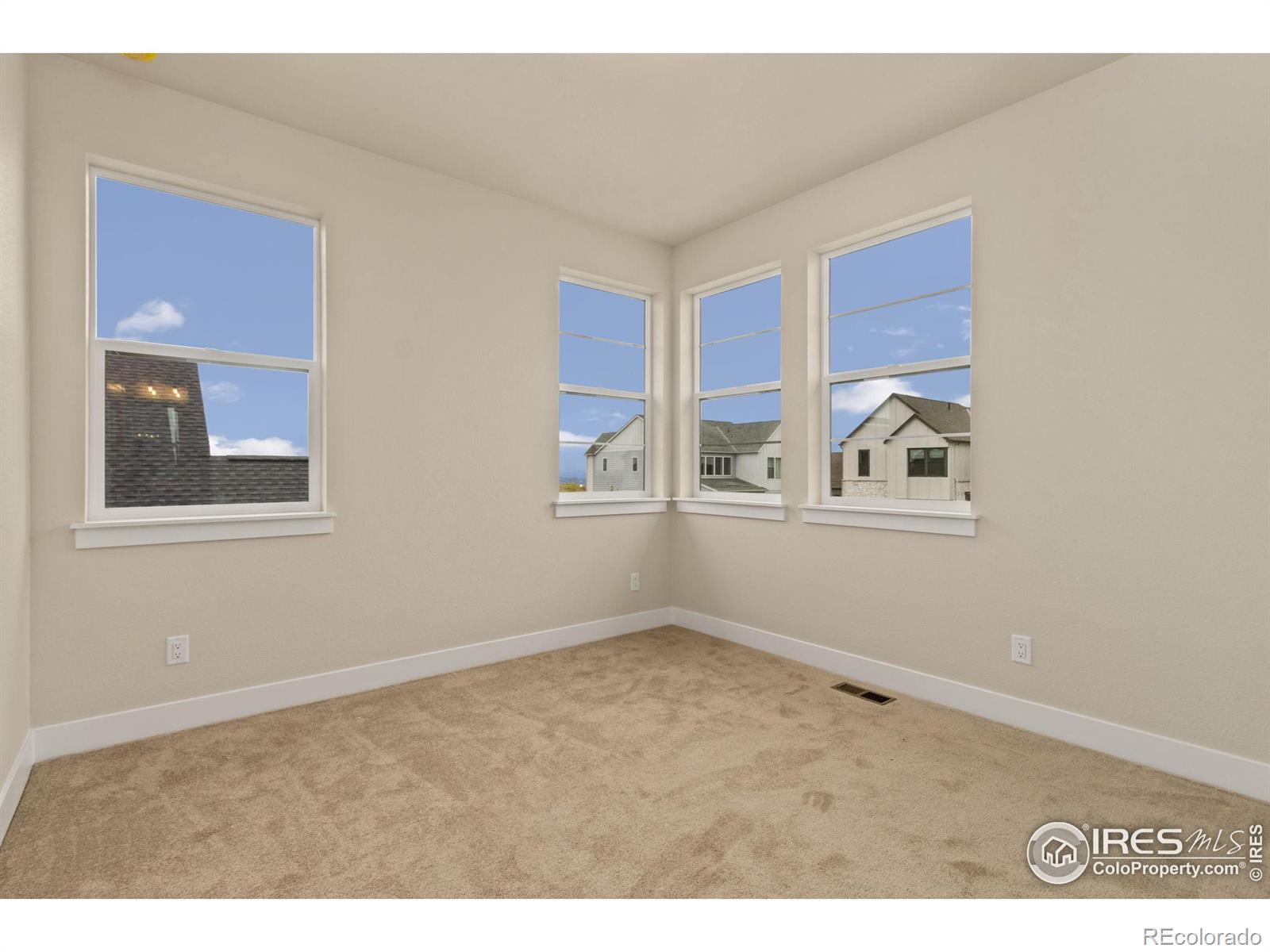 MLS Image #8 for 1868  frost drive,windsor, Colorado