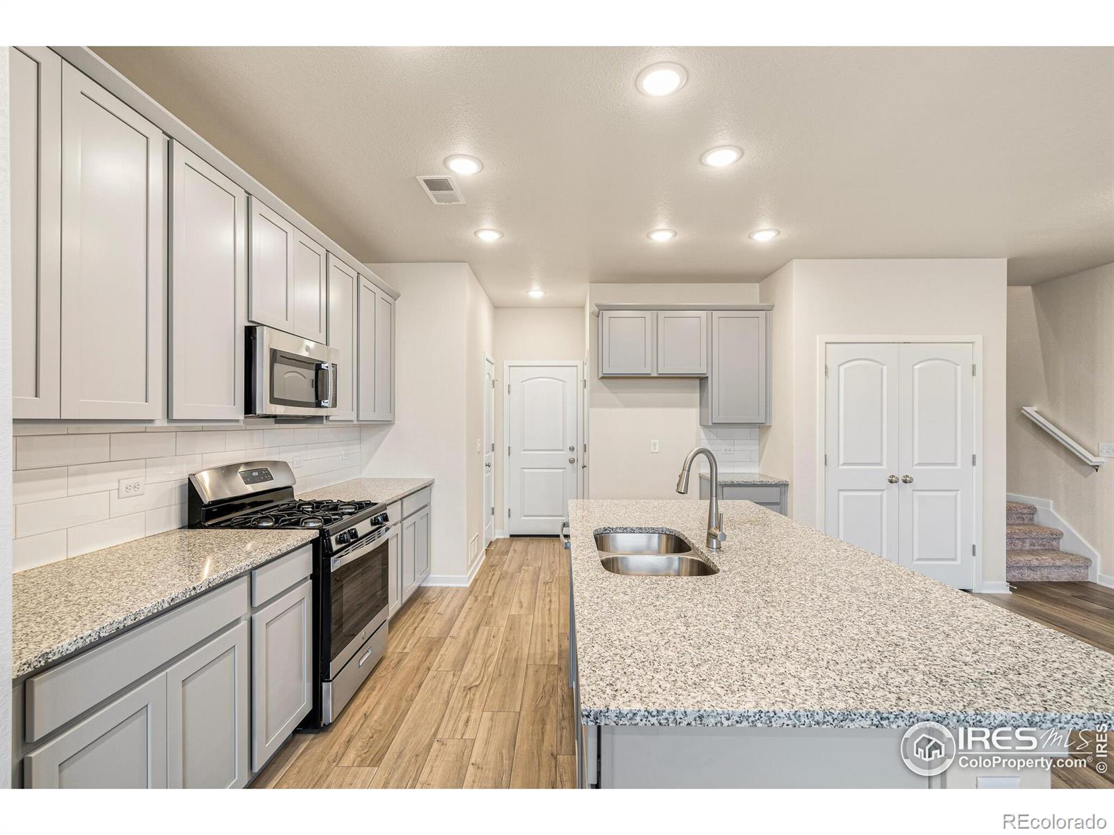 MLS Image #12 for 2764  eddystone way,loveland, Colorado