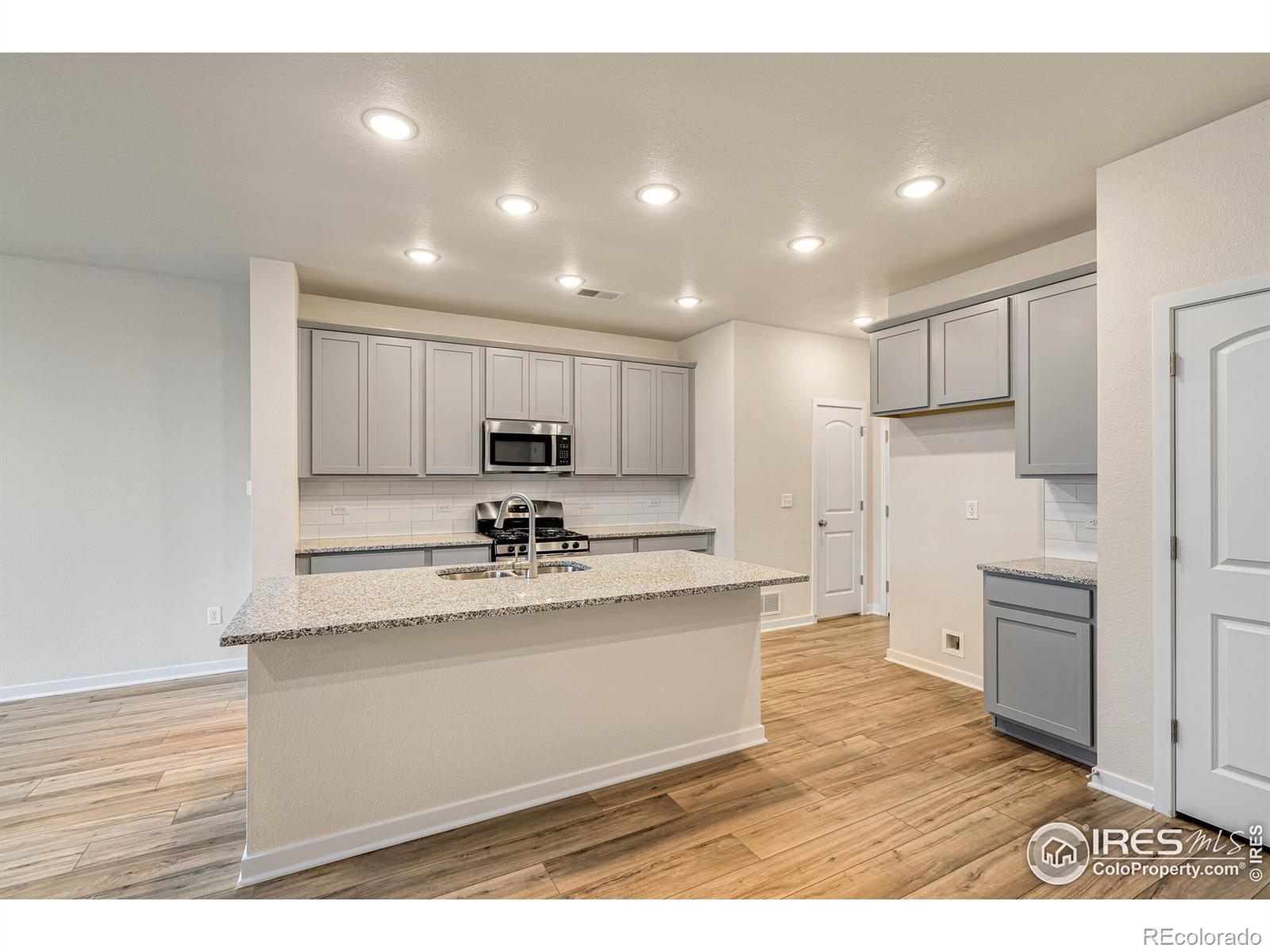 MLS Image #8 for 2764  eddystone way,loveland, Colorado