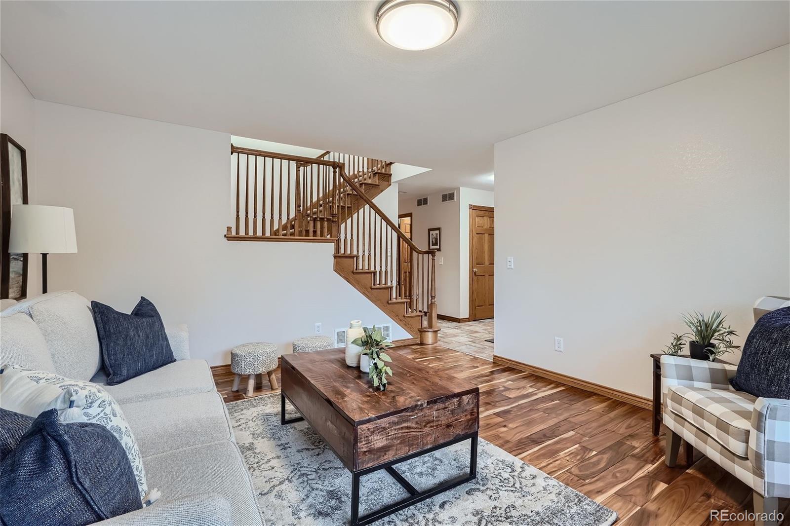 MLS Image #3 for 987 s emporia street,denver, Colorado