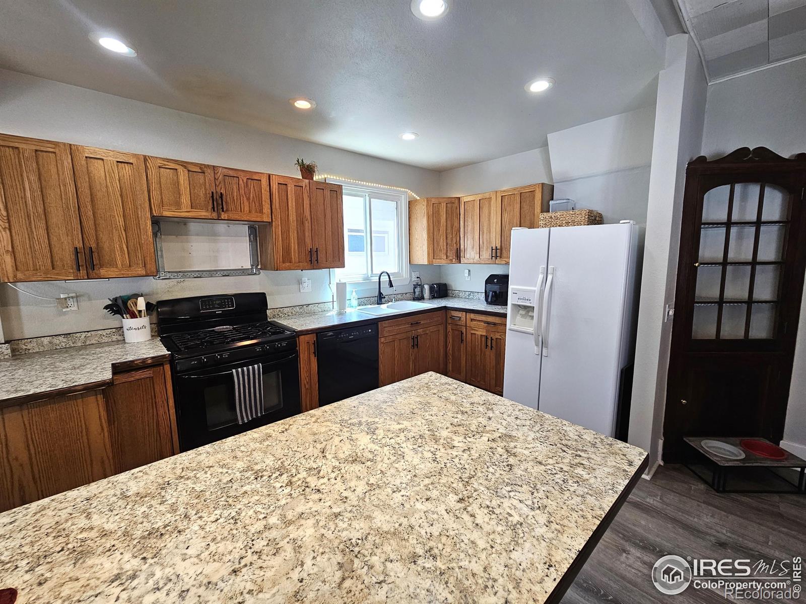 MLS Image #17 for 220  columbine street,sterling, Colorado