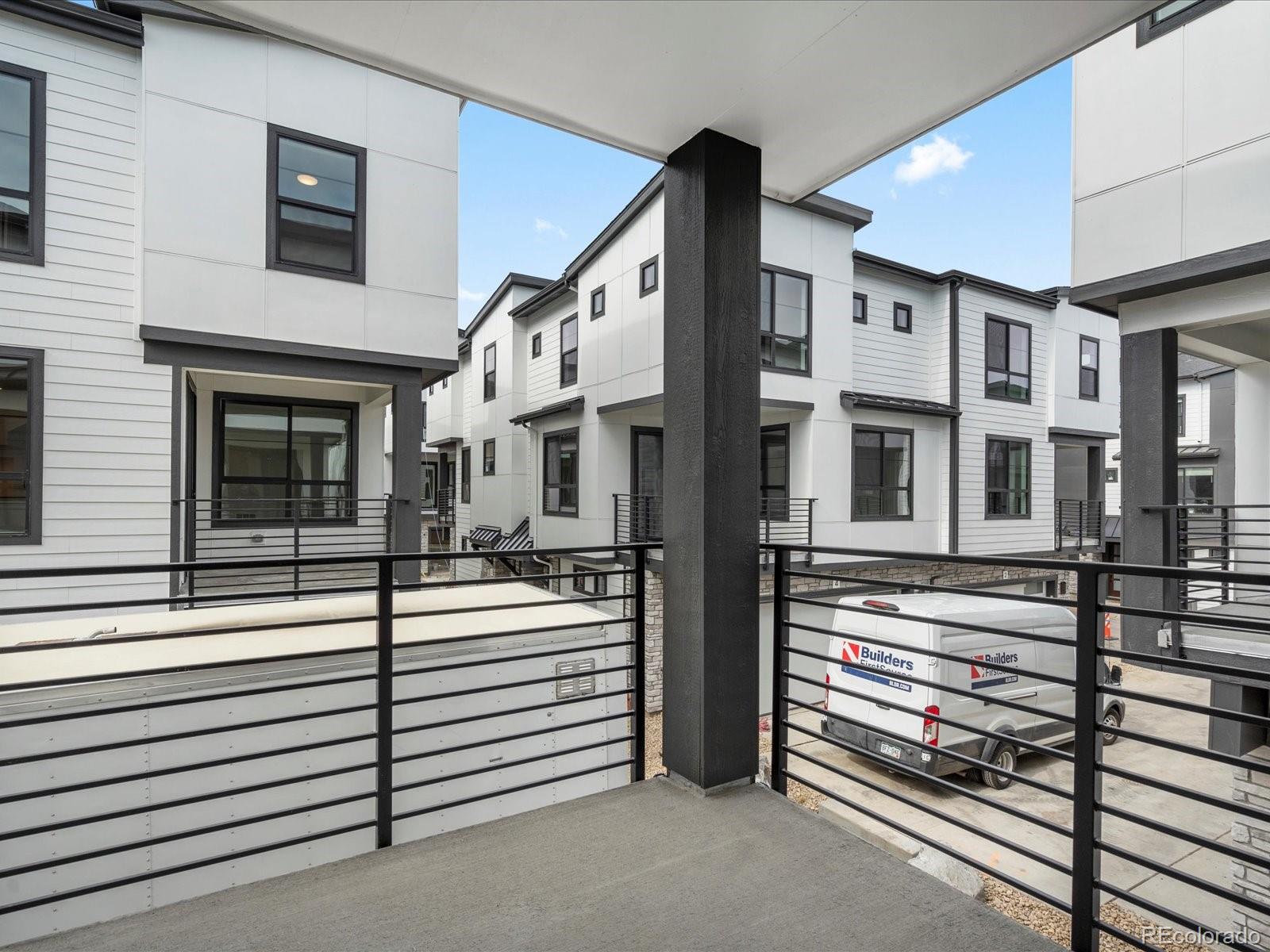MLS Image #15 for 2046 s holly street,denver, Colorado