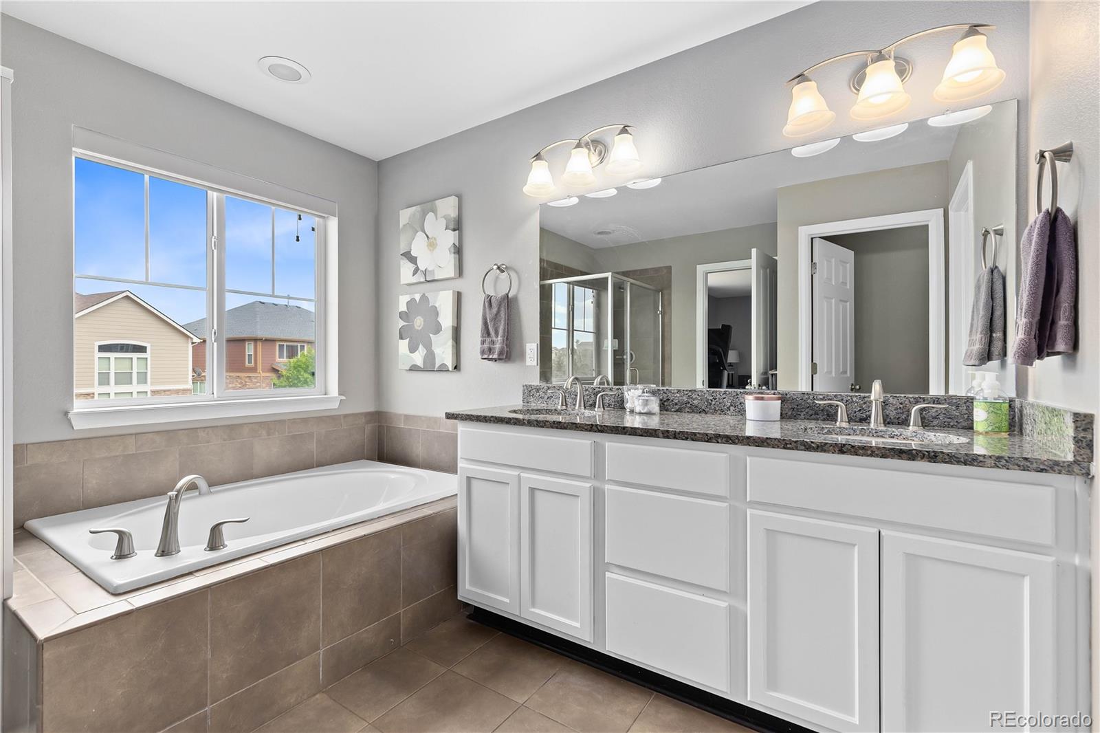 MLS Image #16 for 26050 e davies drive,aurora, Colorado