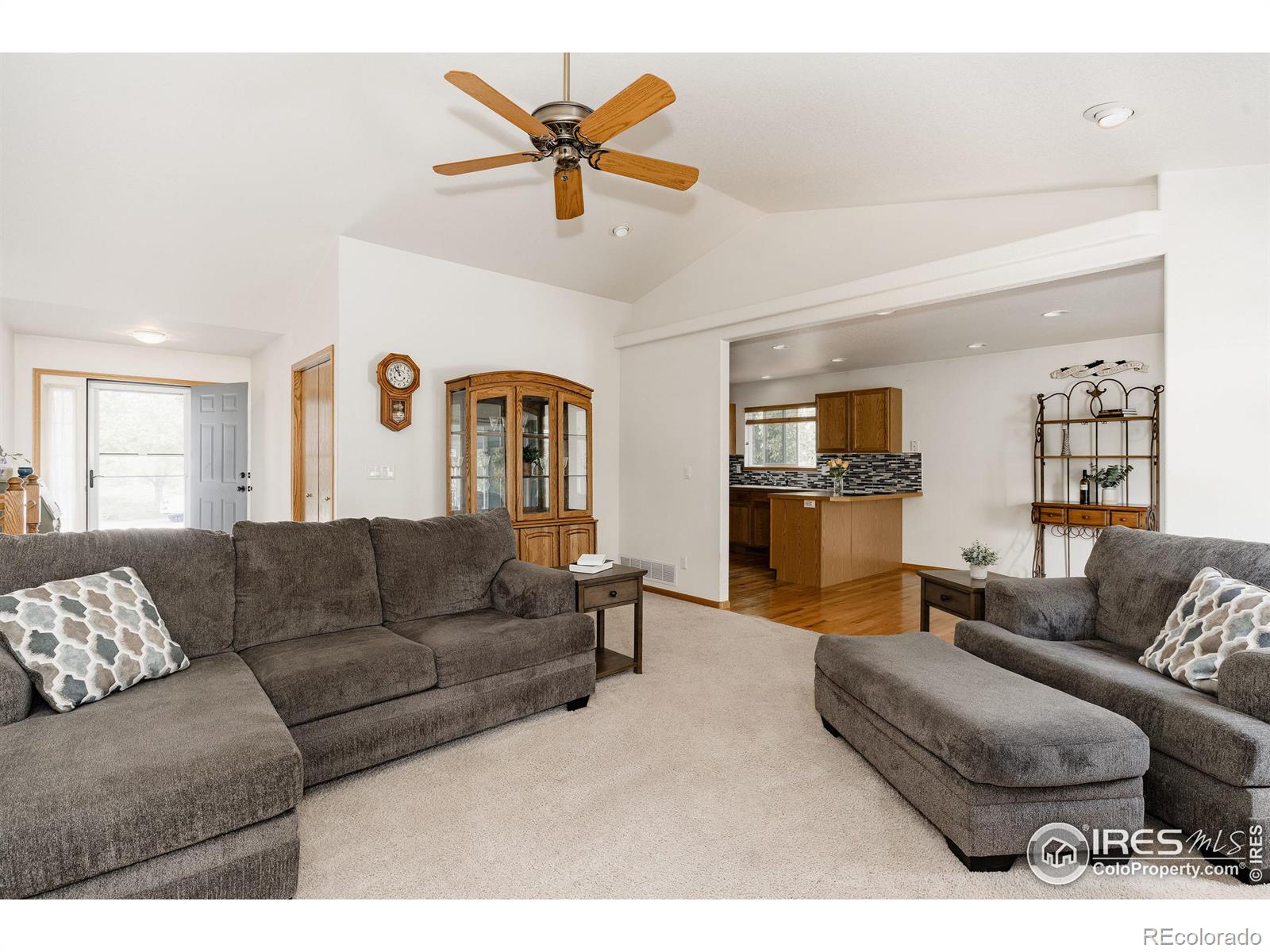 MLS Image #18 for 554  saturn drive,fort collins, Colorado