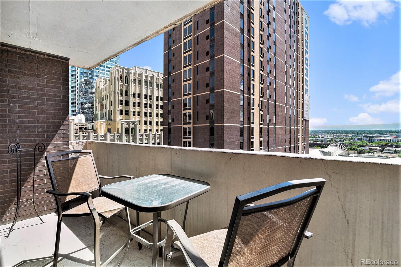 MLS Image #2 for 1020  15th street 18n,denver, Colorado