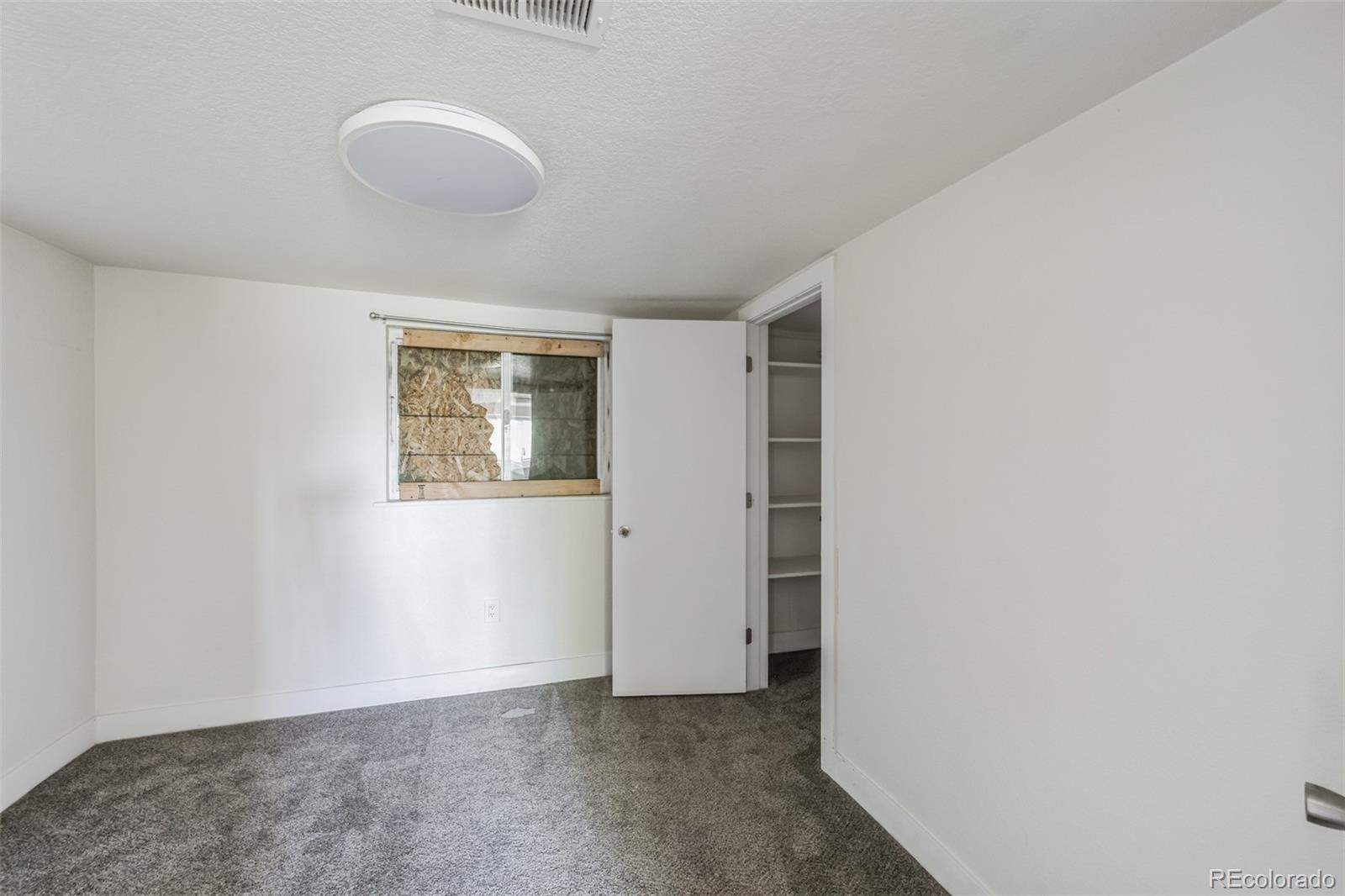 MLS Image #25 for 2995 s zuni street,denver, Colorado