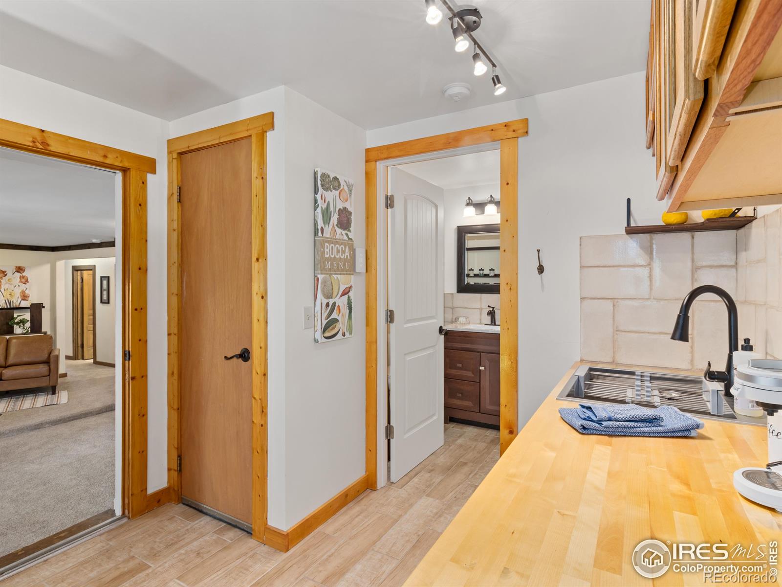 MLS Image #31 for 417  dunraven glade road,glen haven, Colorado