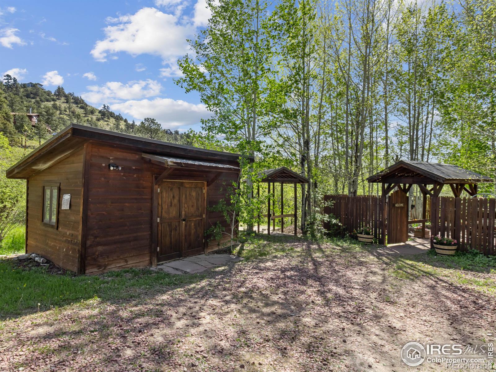 MLS Image #4 for 417  dunraven glade road,glen haven, Colorado