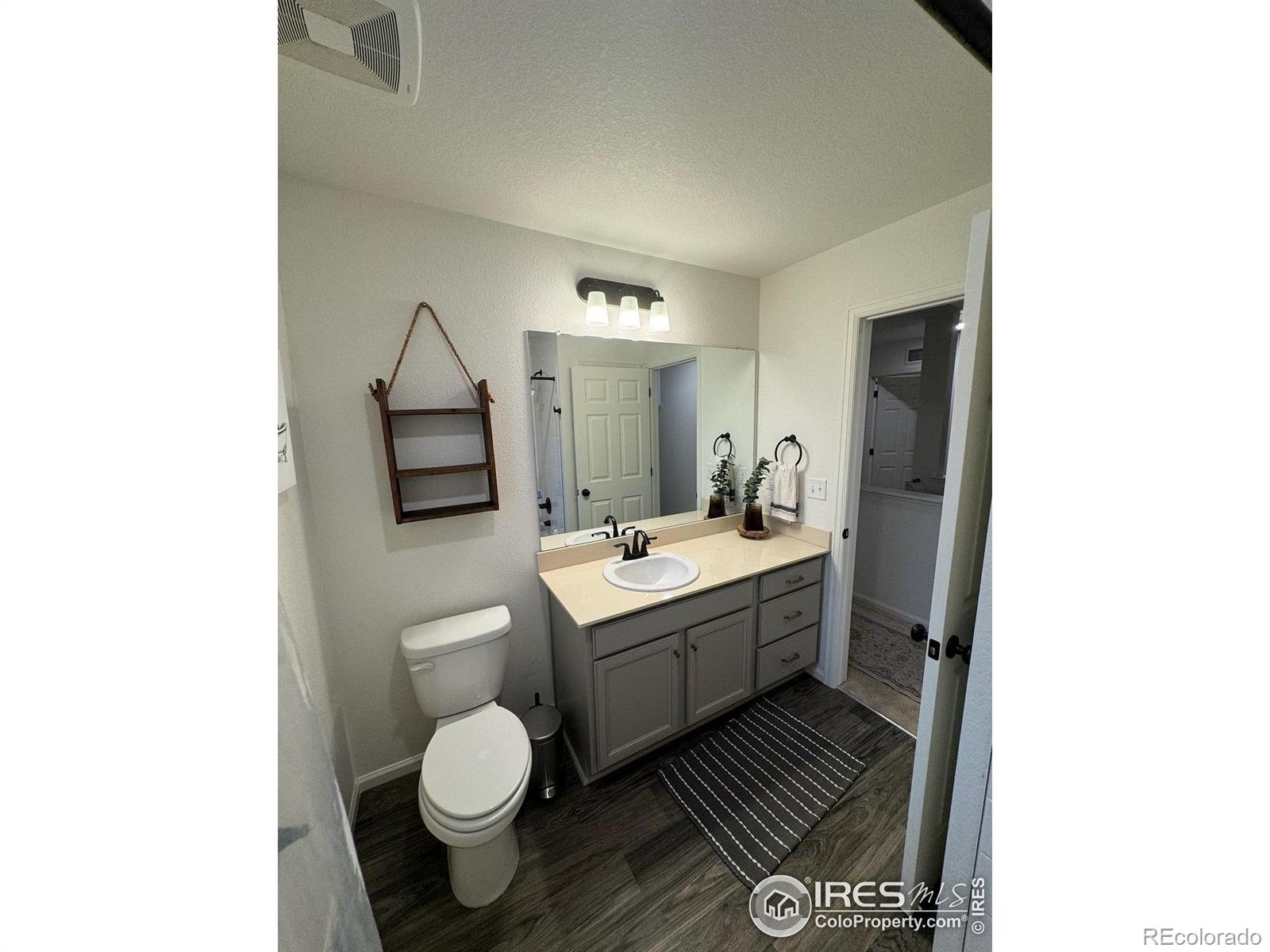 MLS Image #19 for 10043  yampa court,commerce city, Colorado