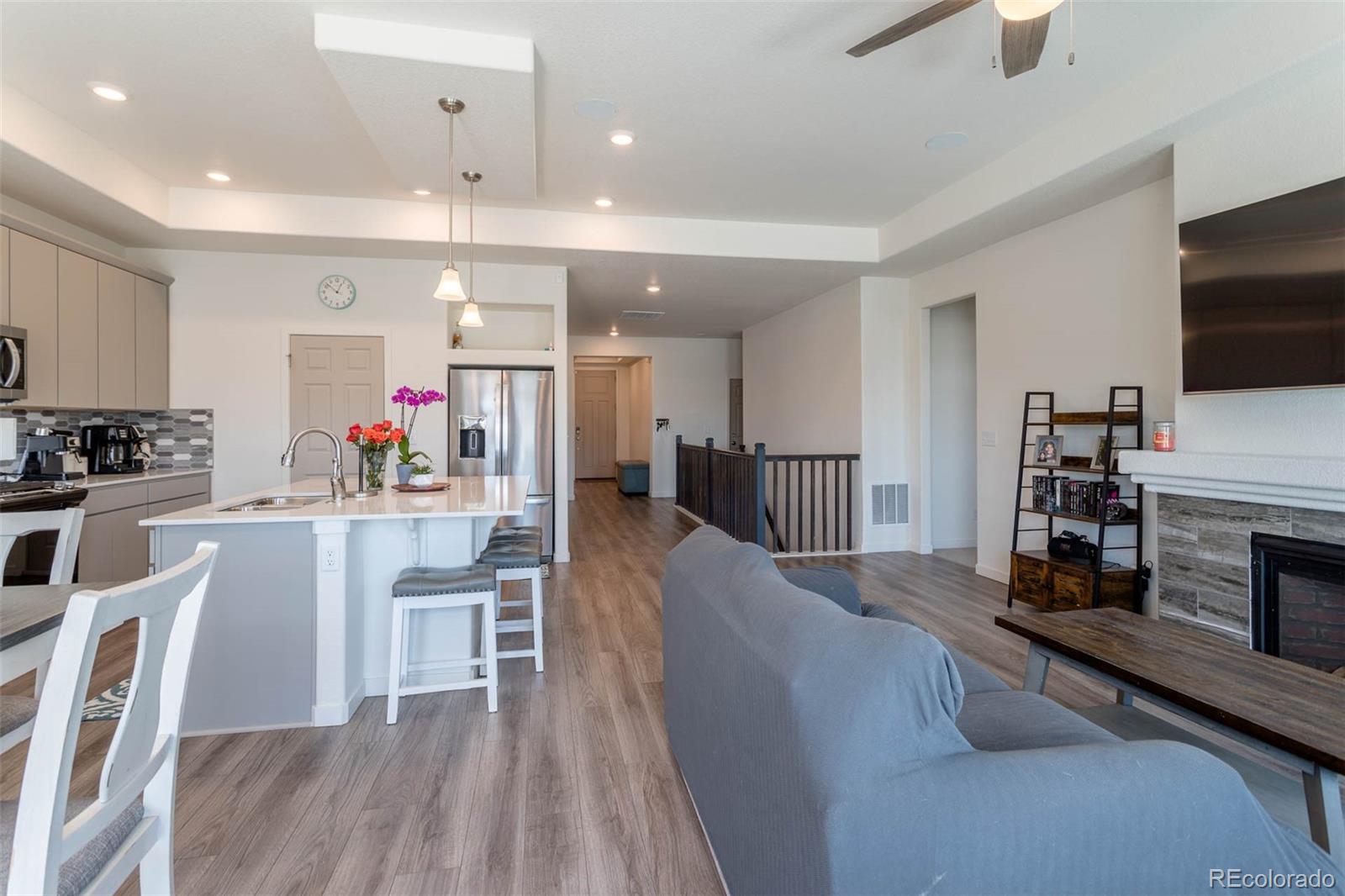 MLS Image #2 for 22028 e 40th drive,aurora, Colorado