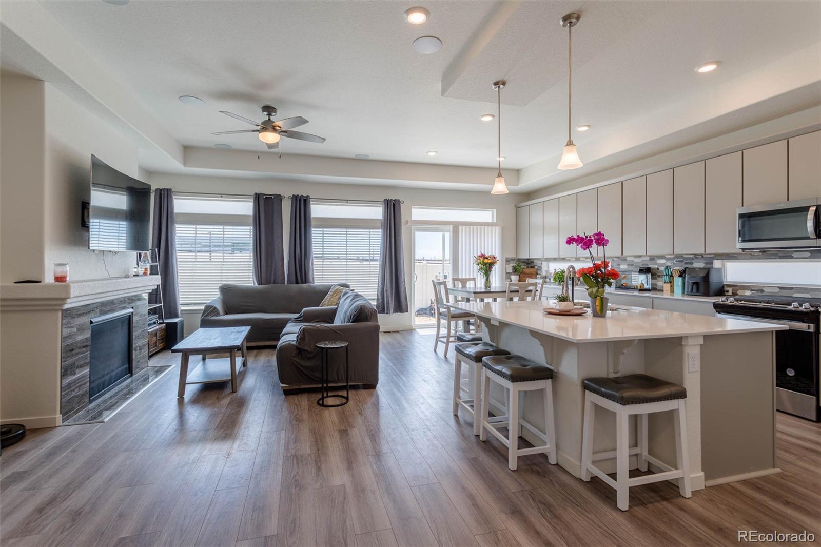 MLS Image #5 for 22028 e 40th drive,aurora, Colorado